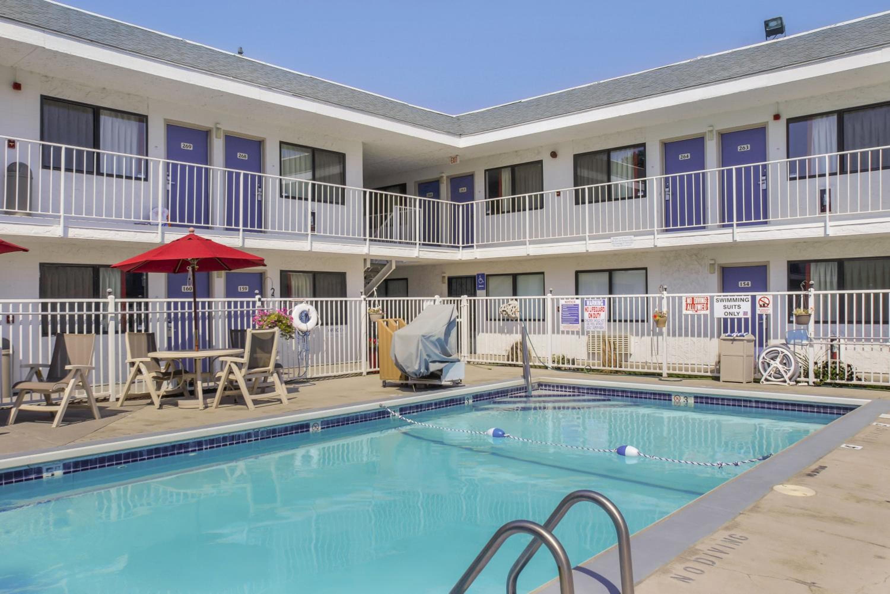 Motel 6-Medford, OR