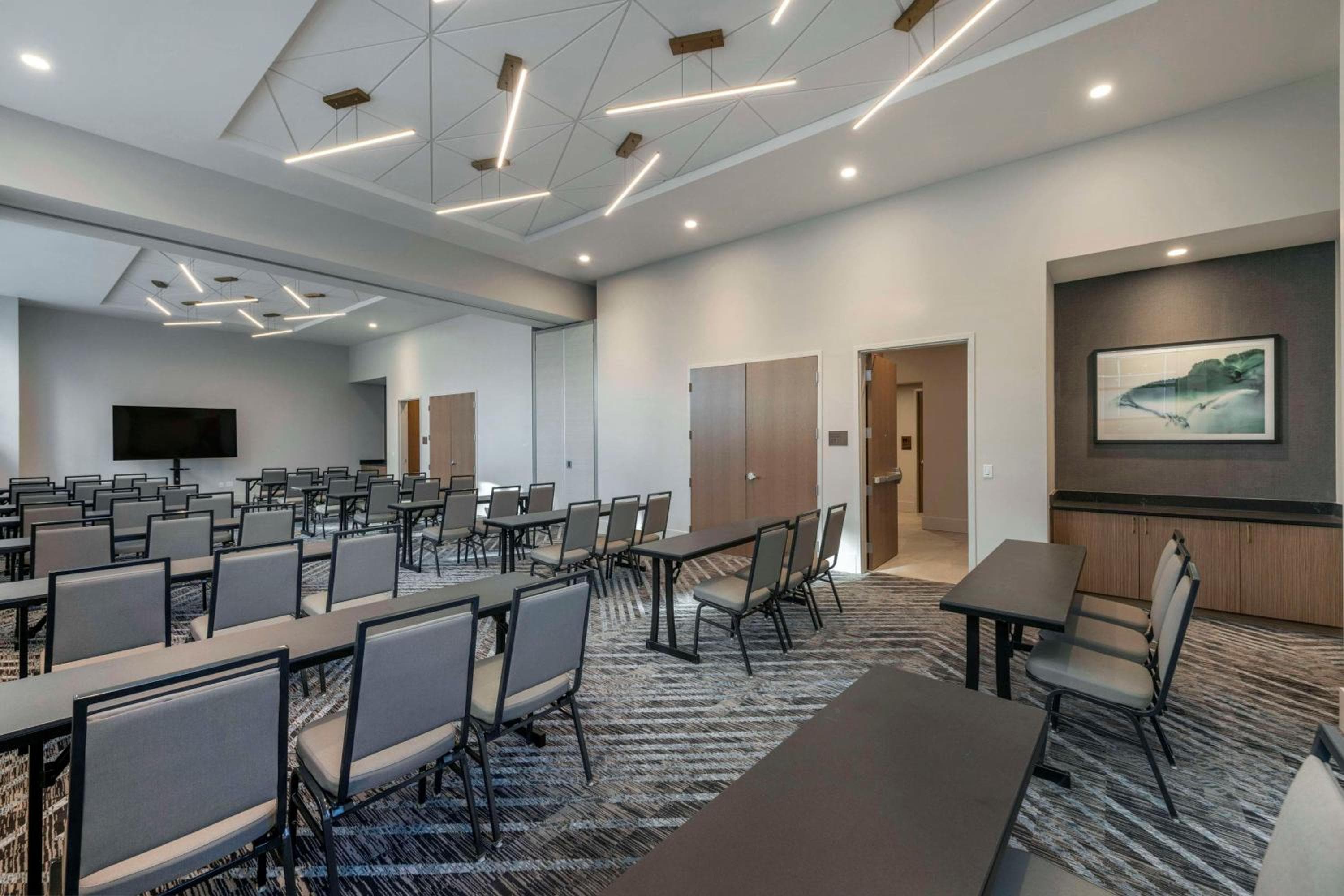 Embassy Suites By Hilton Asheville Downtown