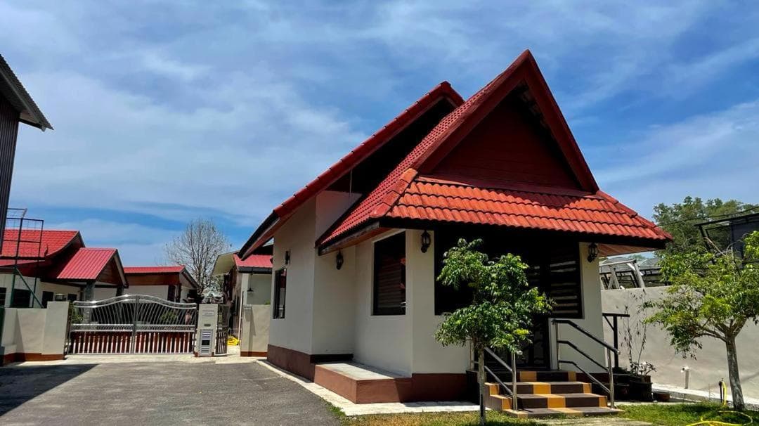 Lubuk Private Villa Langkawi with Jacuzzi Pool