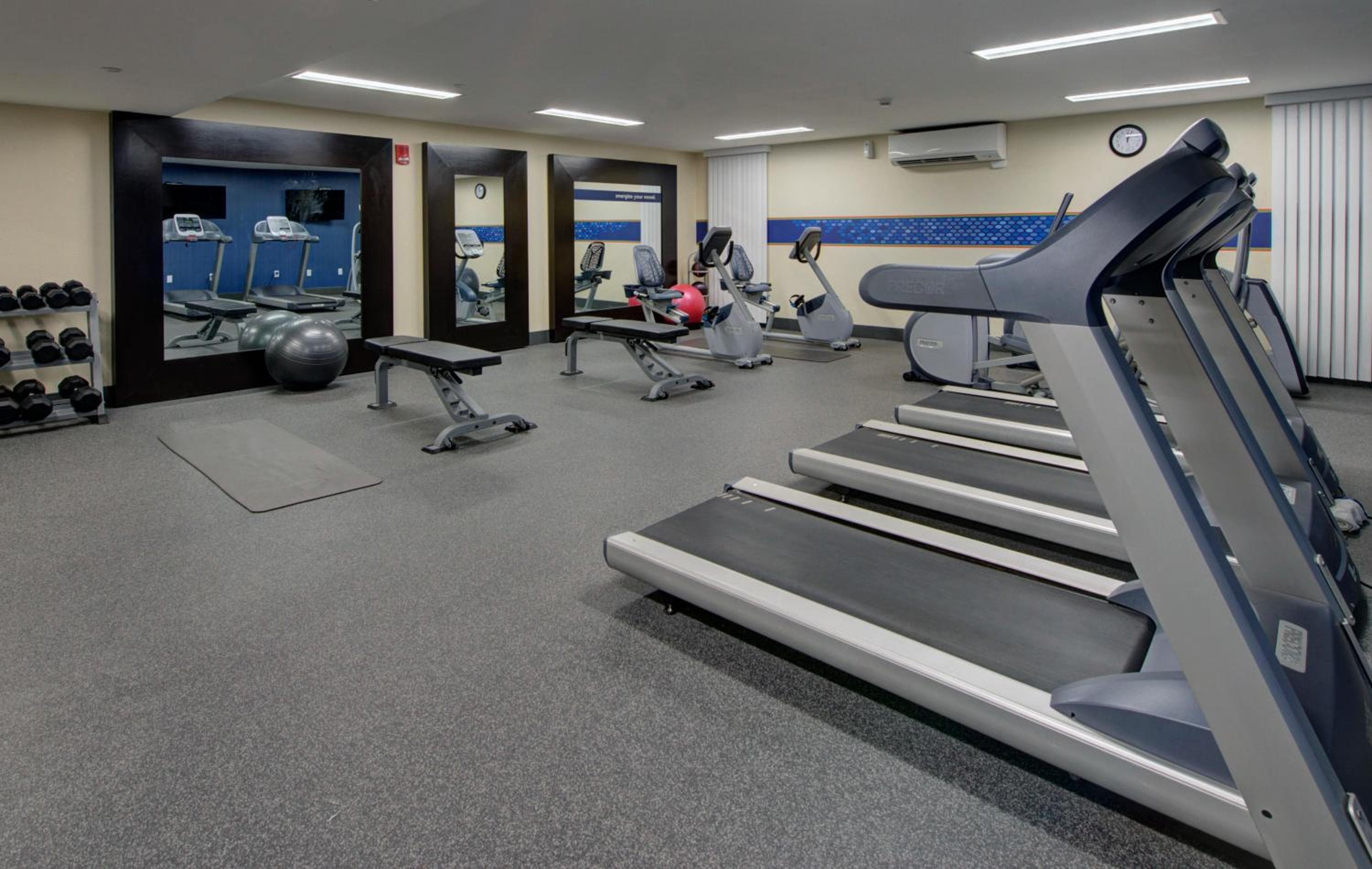 Hampton Inn & Suites By Hilton - Rockville Centre