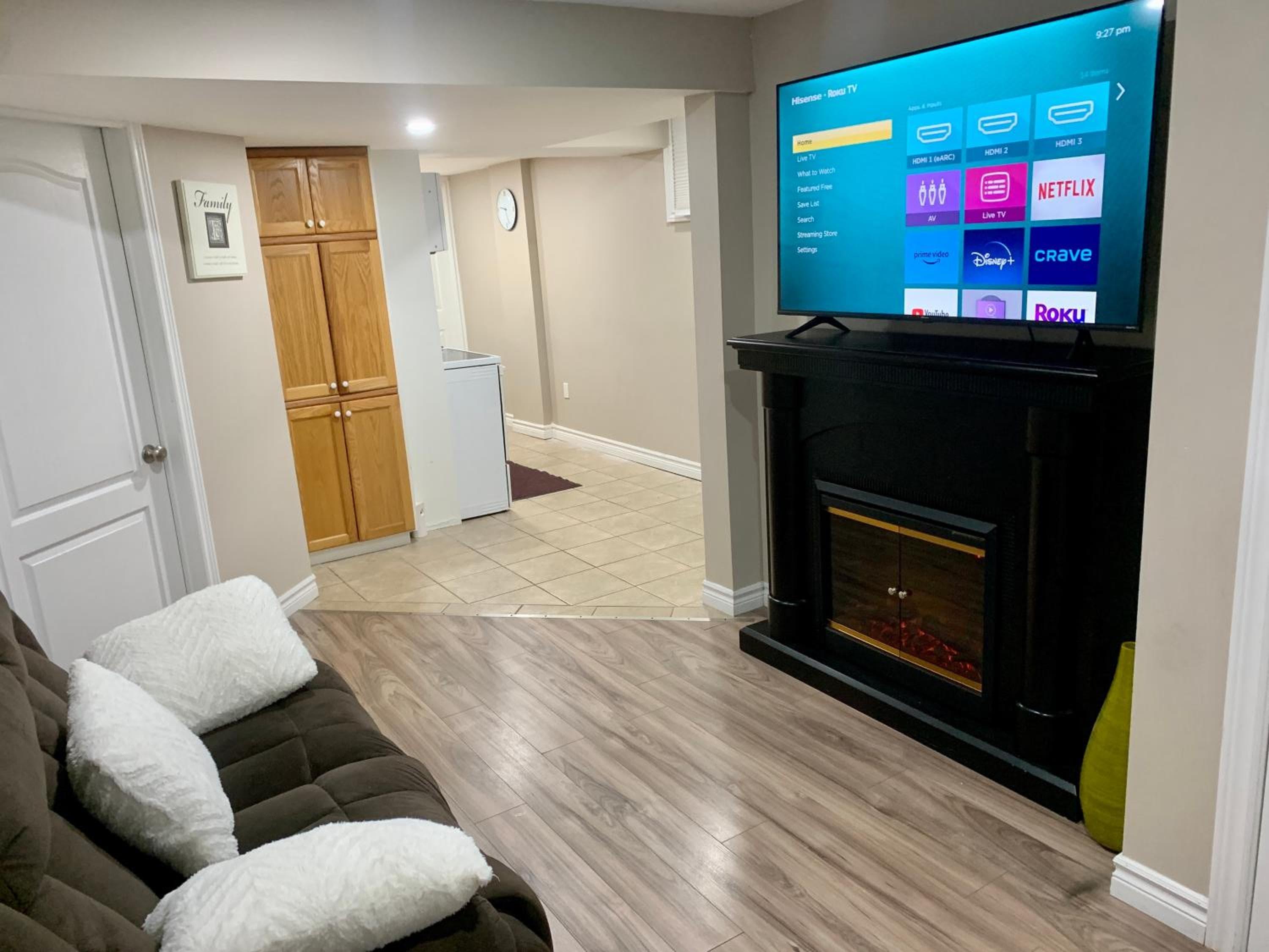 1 room in a cozy and beautiful basement