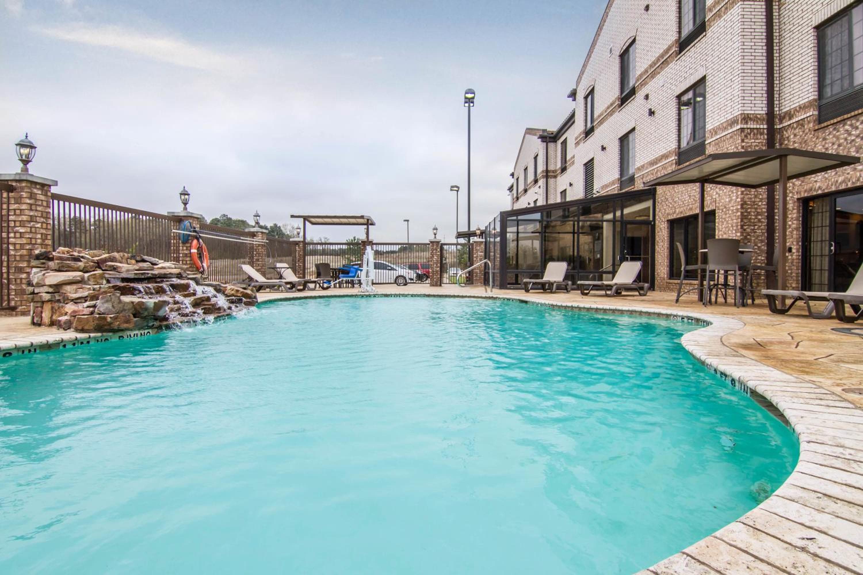 Comfort Suites Marshall