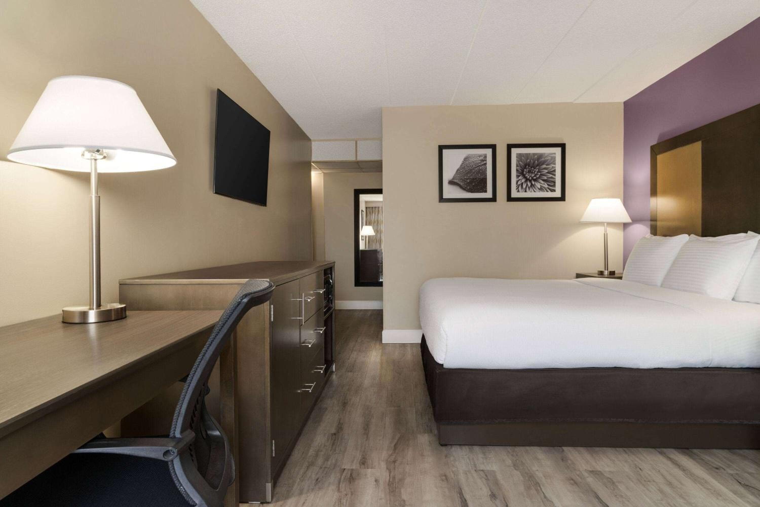 Spark by Hilton Waldorf