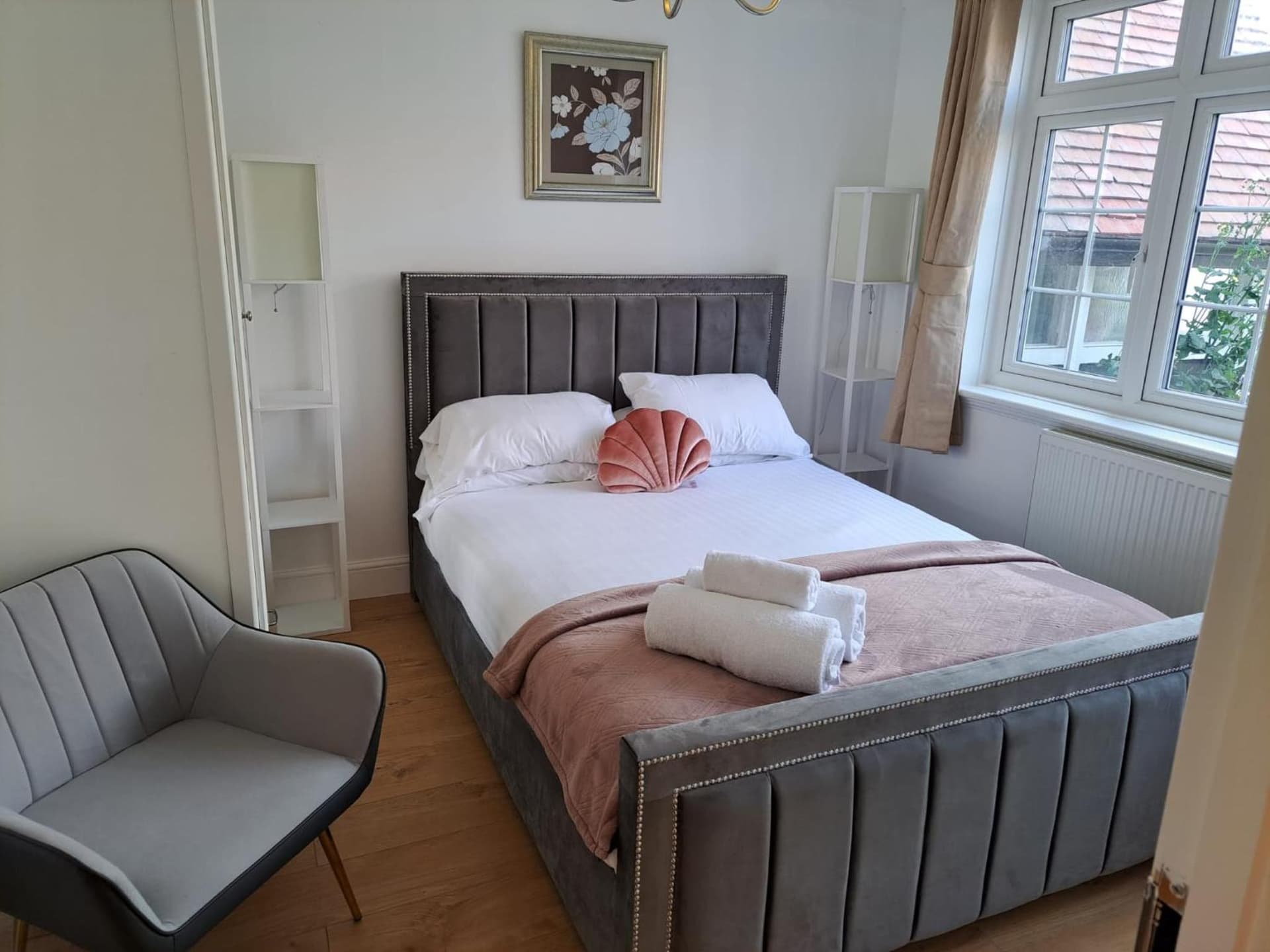 AcLand Lodge Dovercourt West