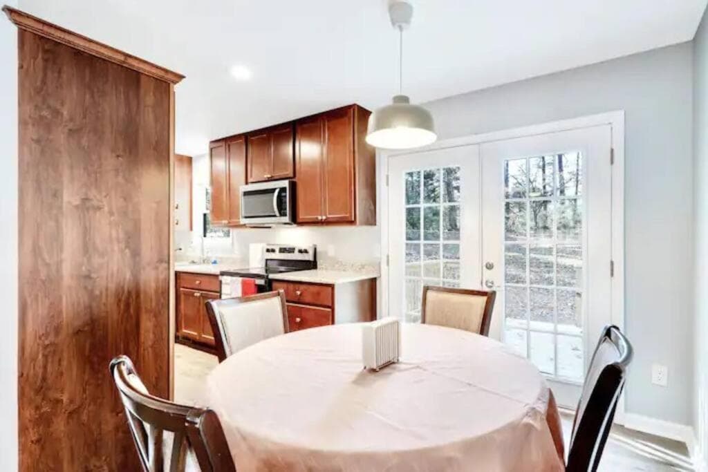 North Raleigh Private Retreat