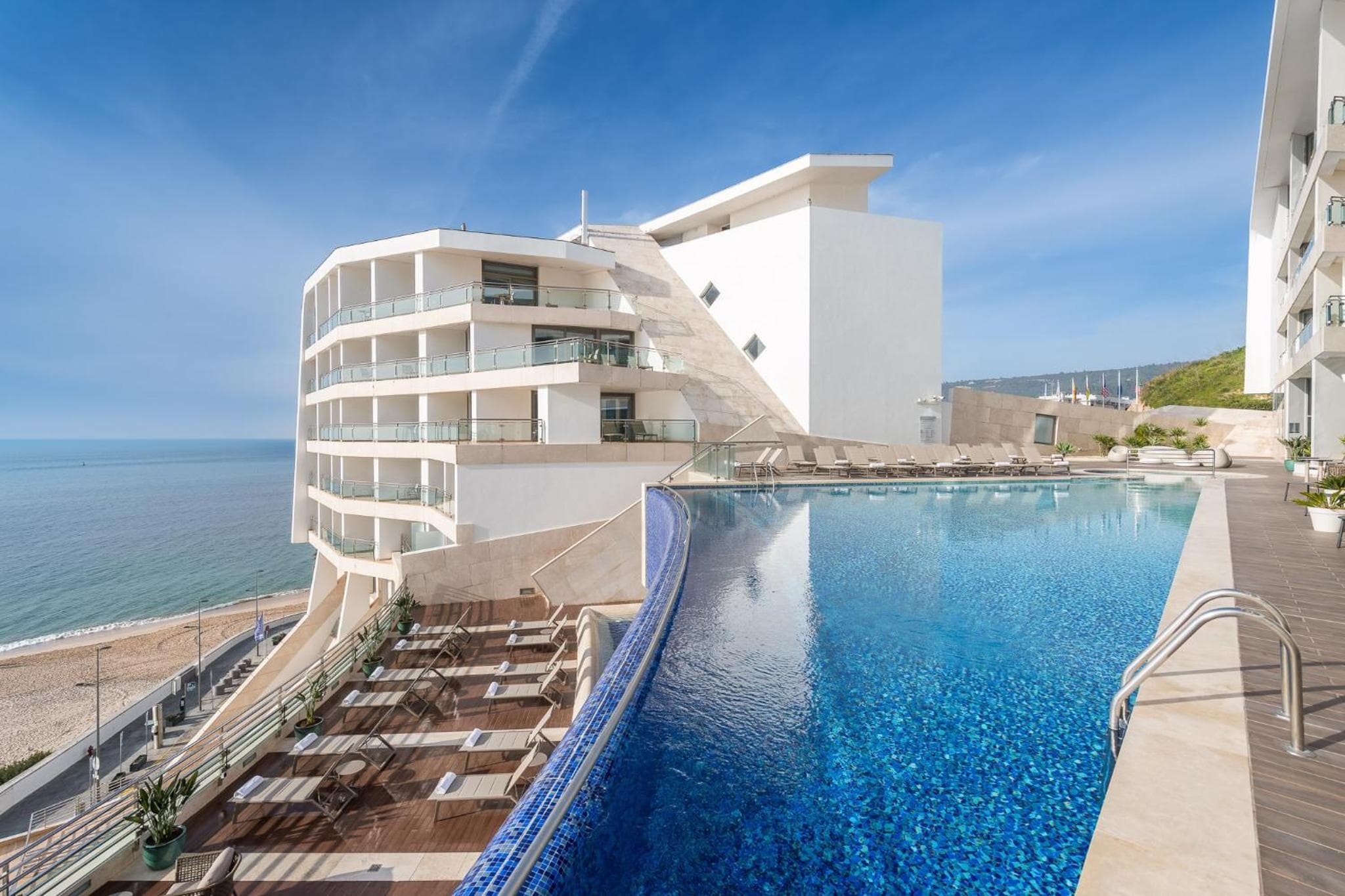 Sesimbra Oceanfront Hotel - Preferred Hotels and Resorts
