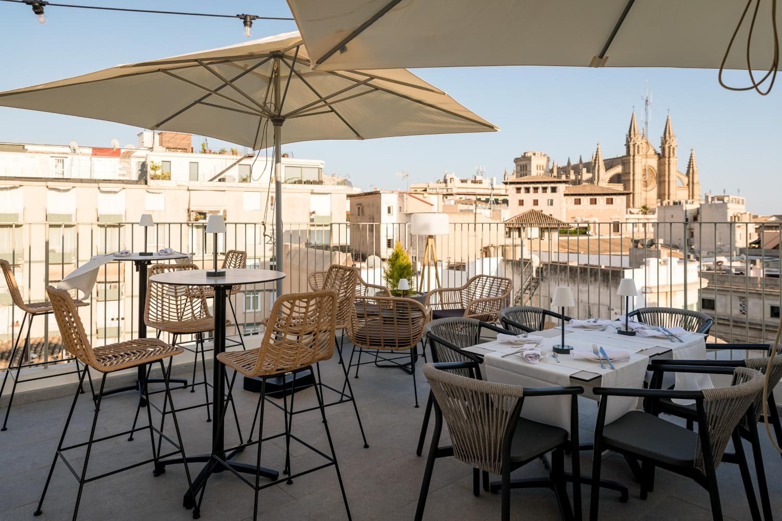 Nivia Born Boutique Hotel