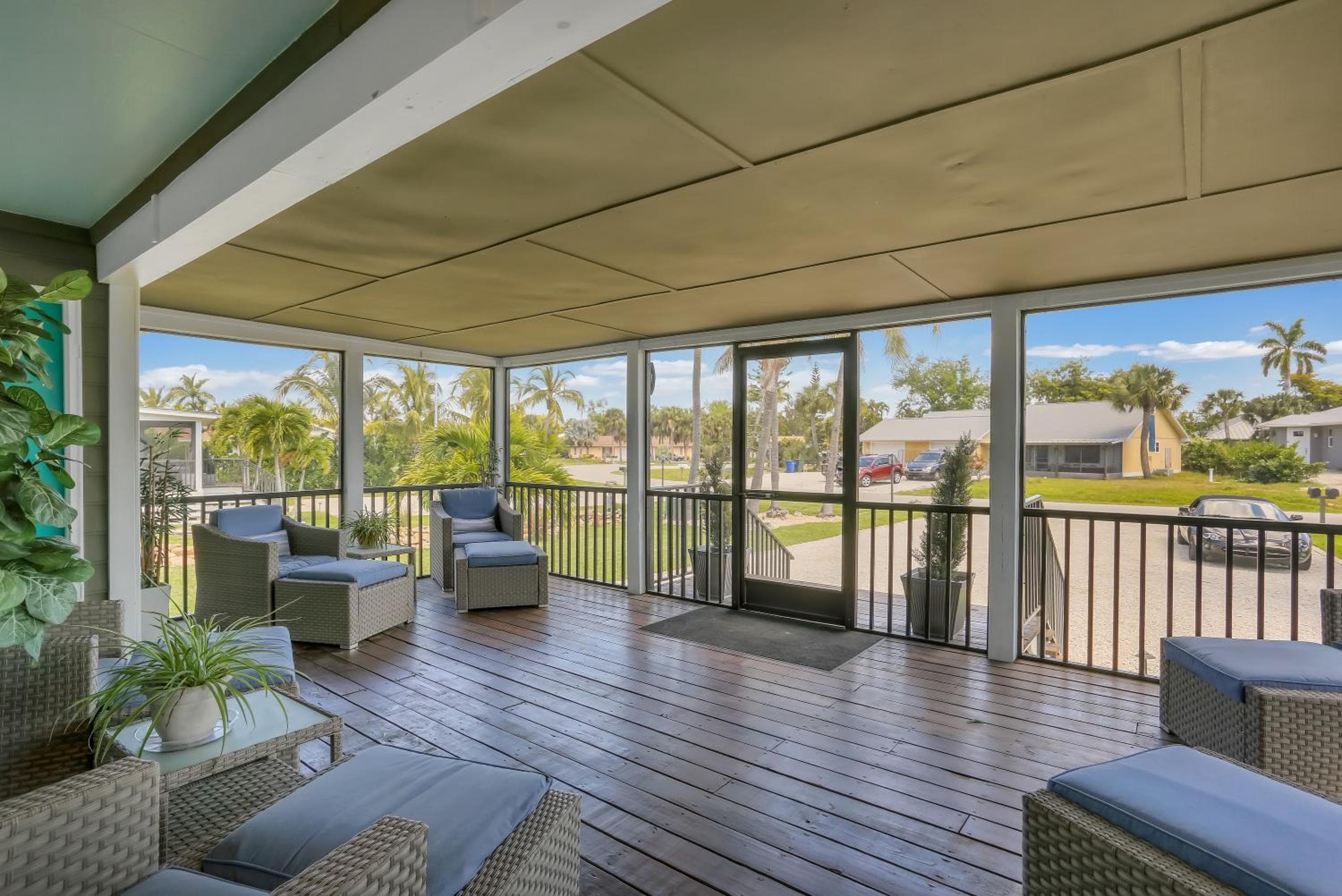 Waveside Oasis 52