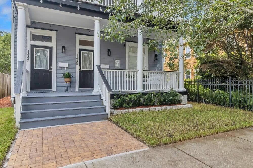 Stunning 2 Bedroom Apt in Historic Springfield