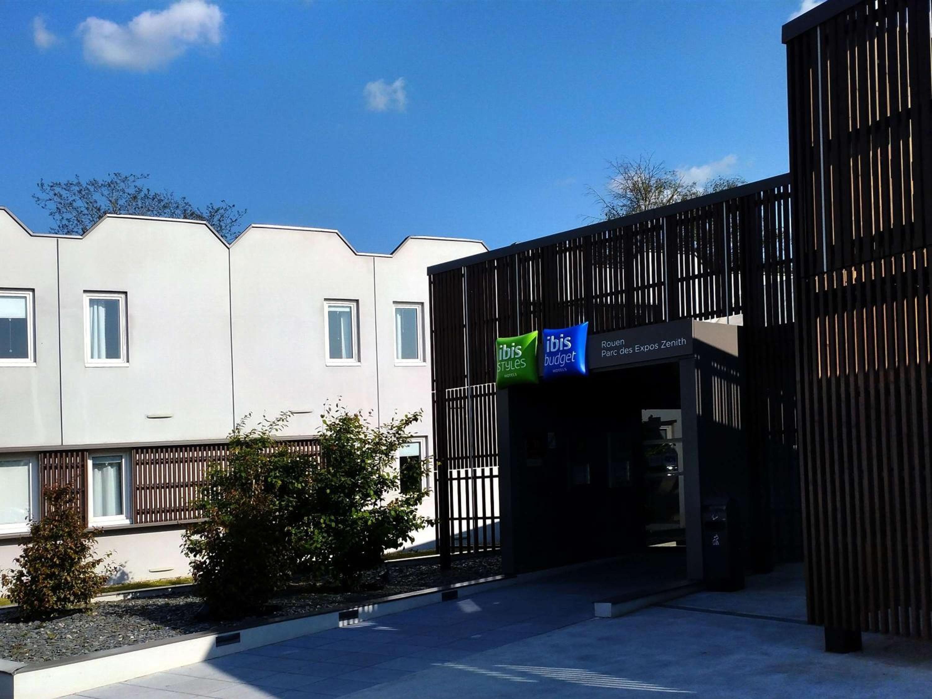 IBIS STYLES Rouen Parc Expos Zenith