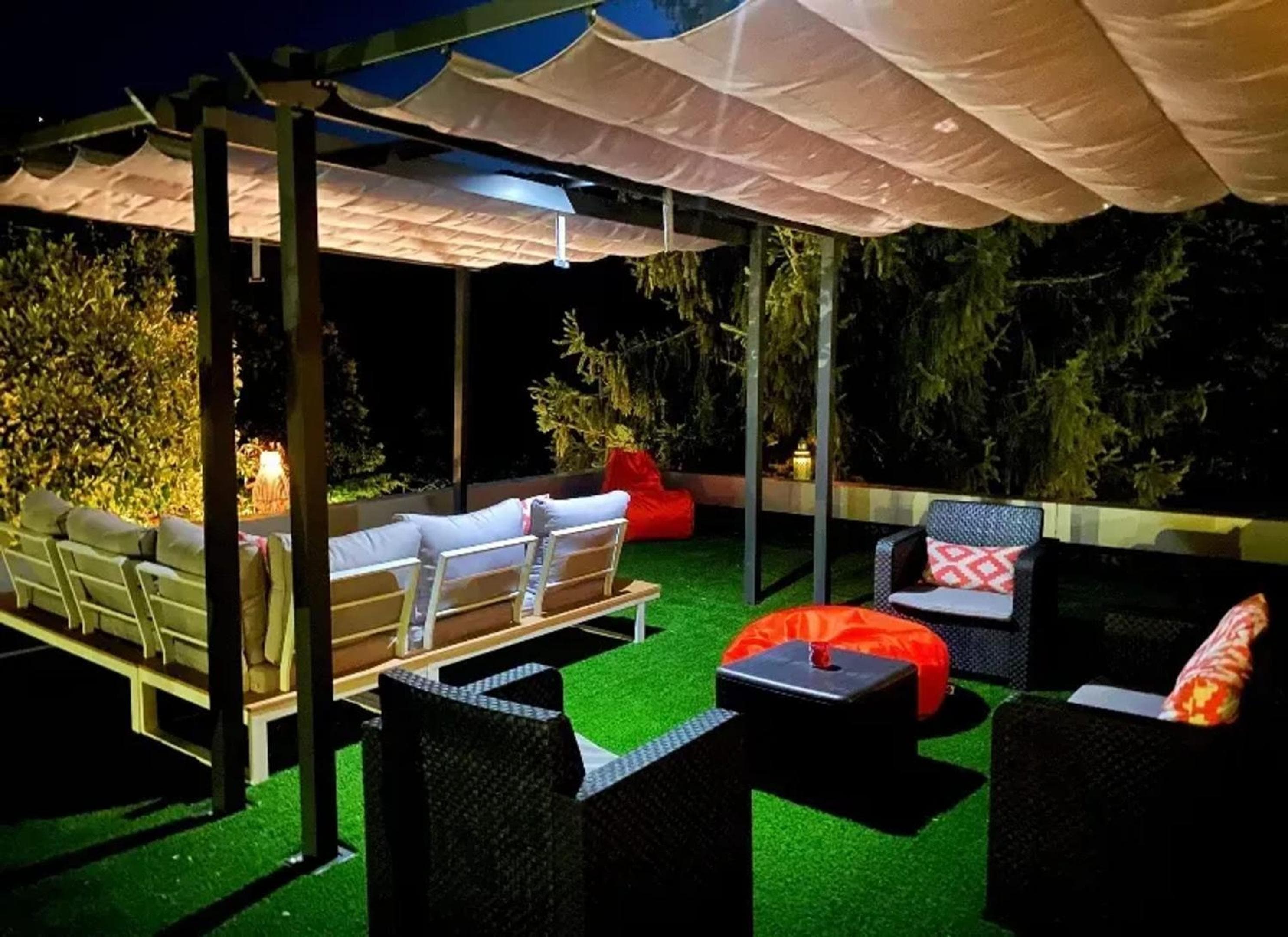 Welcoming House in Santa Cruz do Douro with Shared Poola