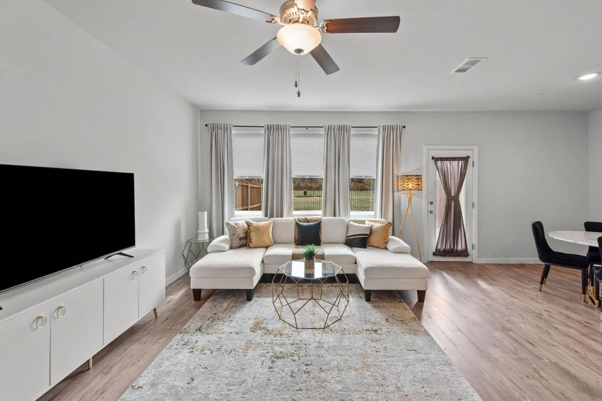 Lewisville Lake Urban Escape