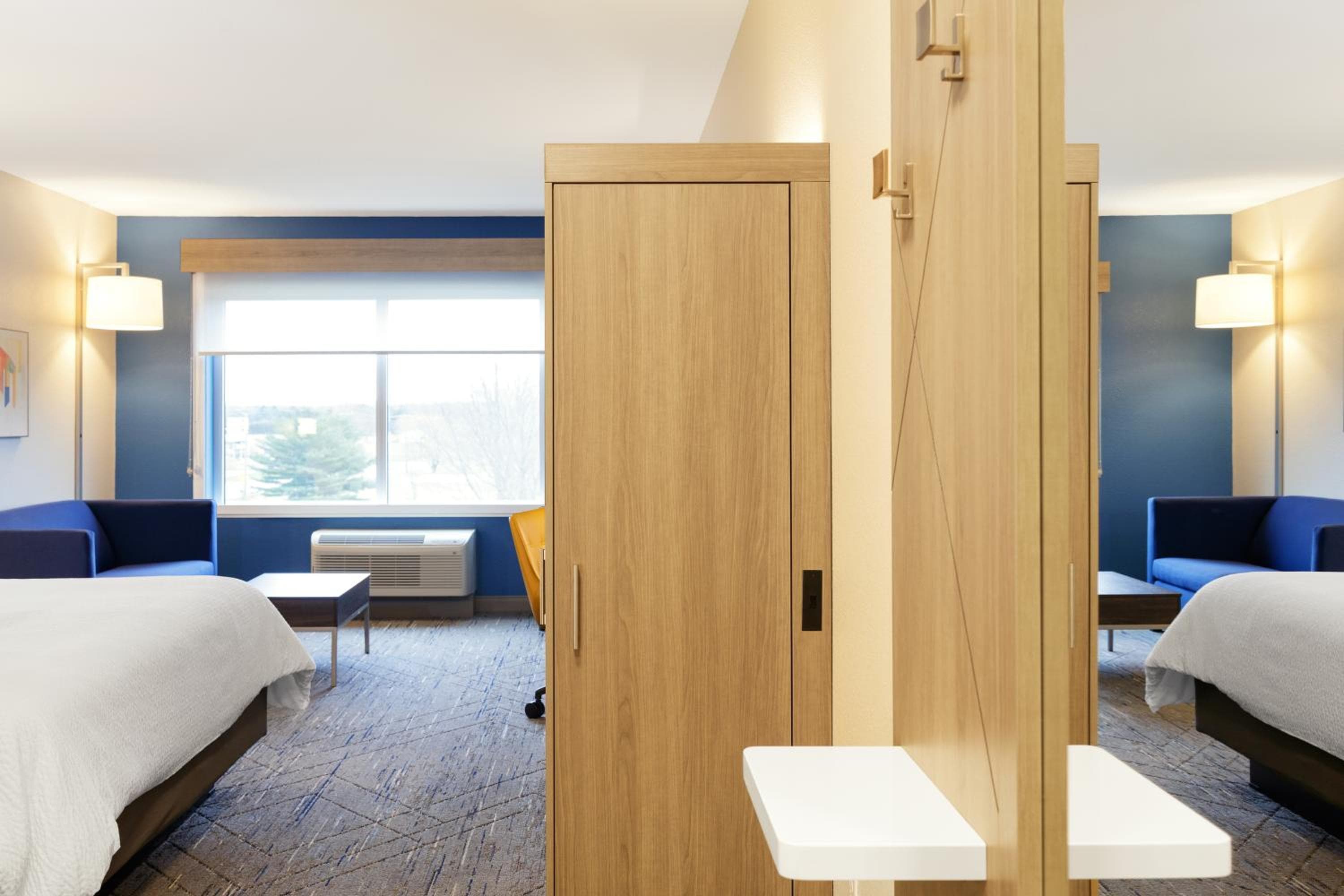 Holiday Inn Express & Suites Augusta W - Grovetown by IHG