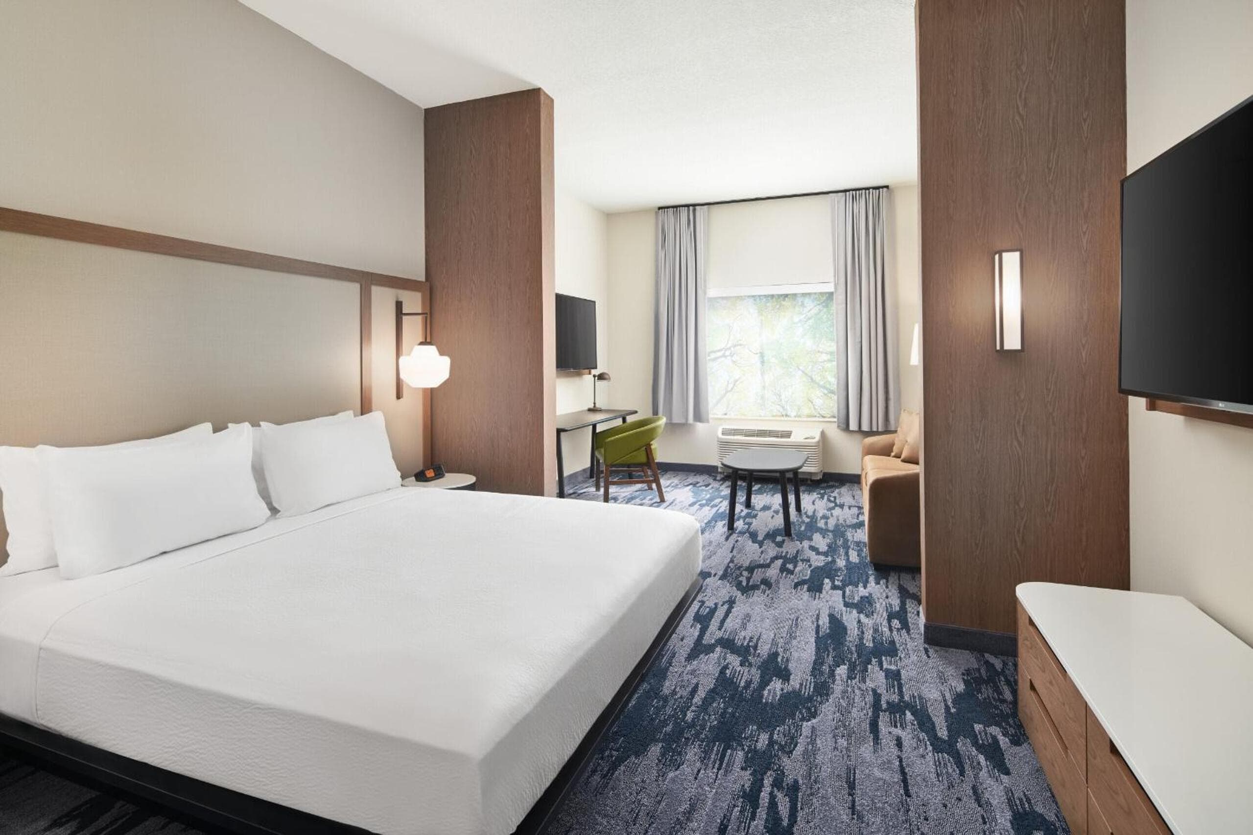 Fairfield by Marriott Inn & Suites Orlando at Millenia