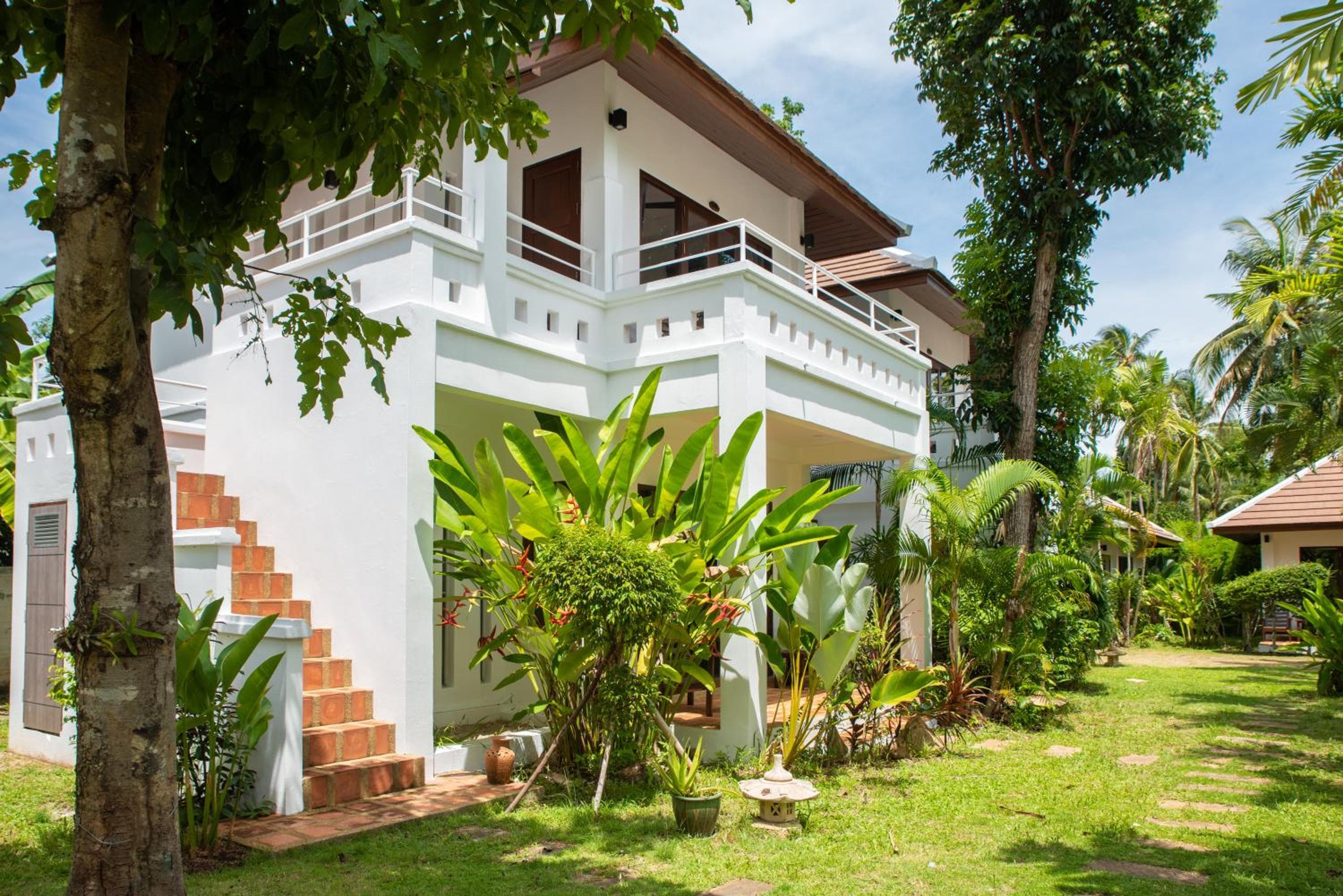 EASY TIME VILLA by MARALEINA