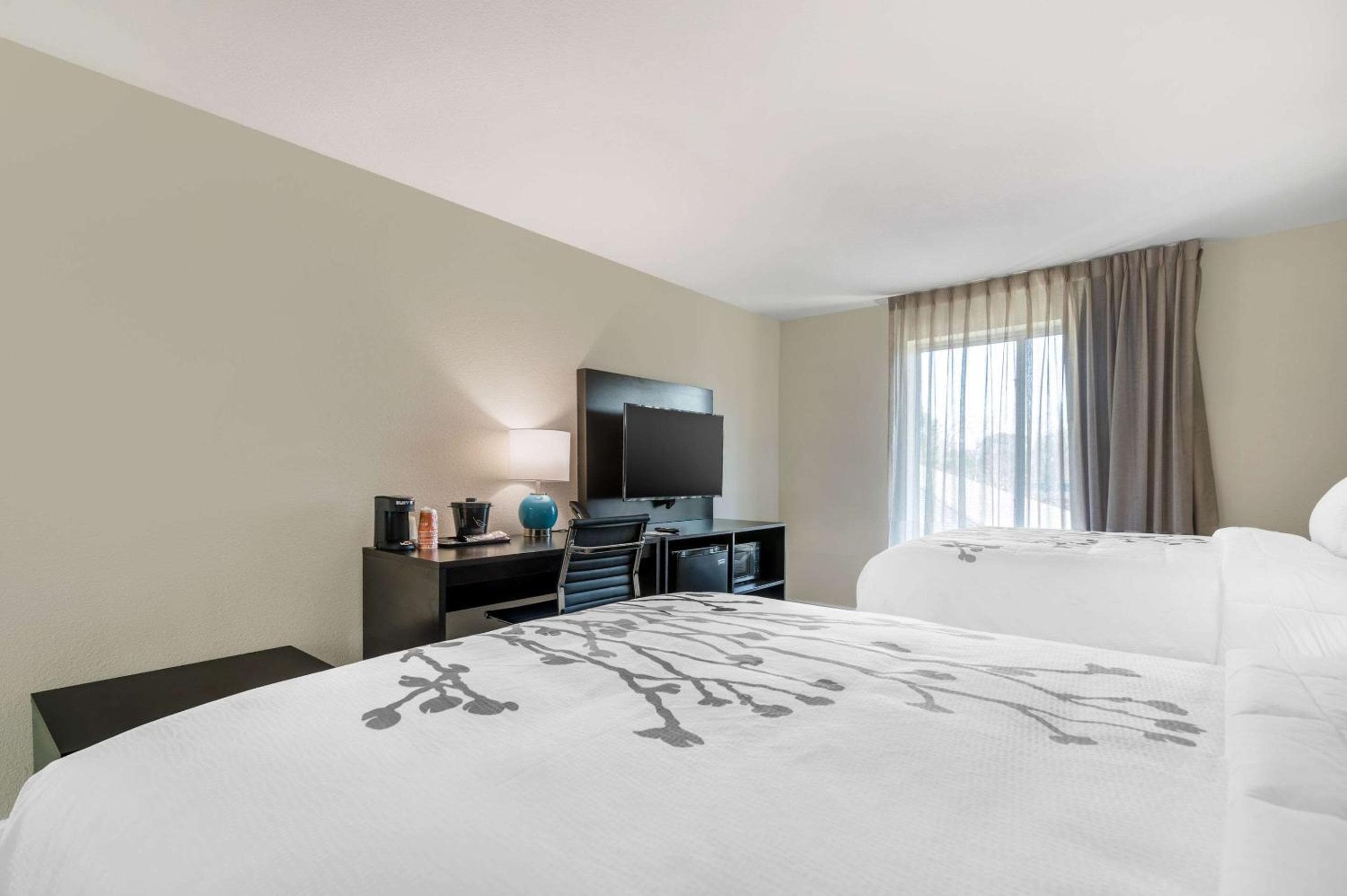 Sleep Inn & Suites Newport News City Center Area