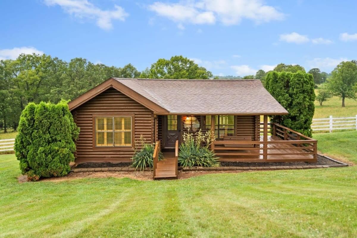 Oak Hill Cabin