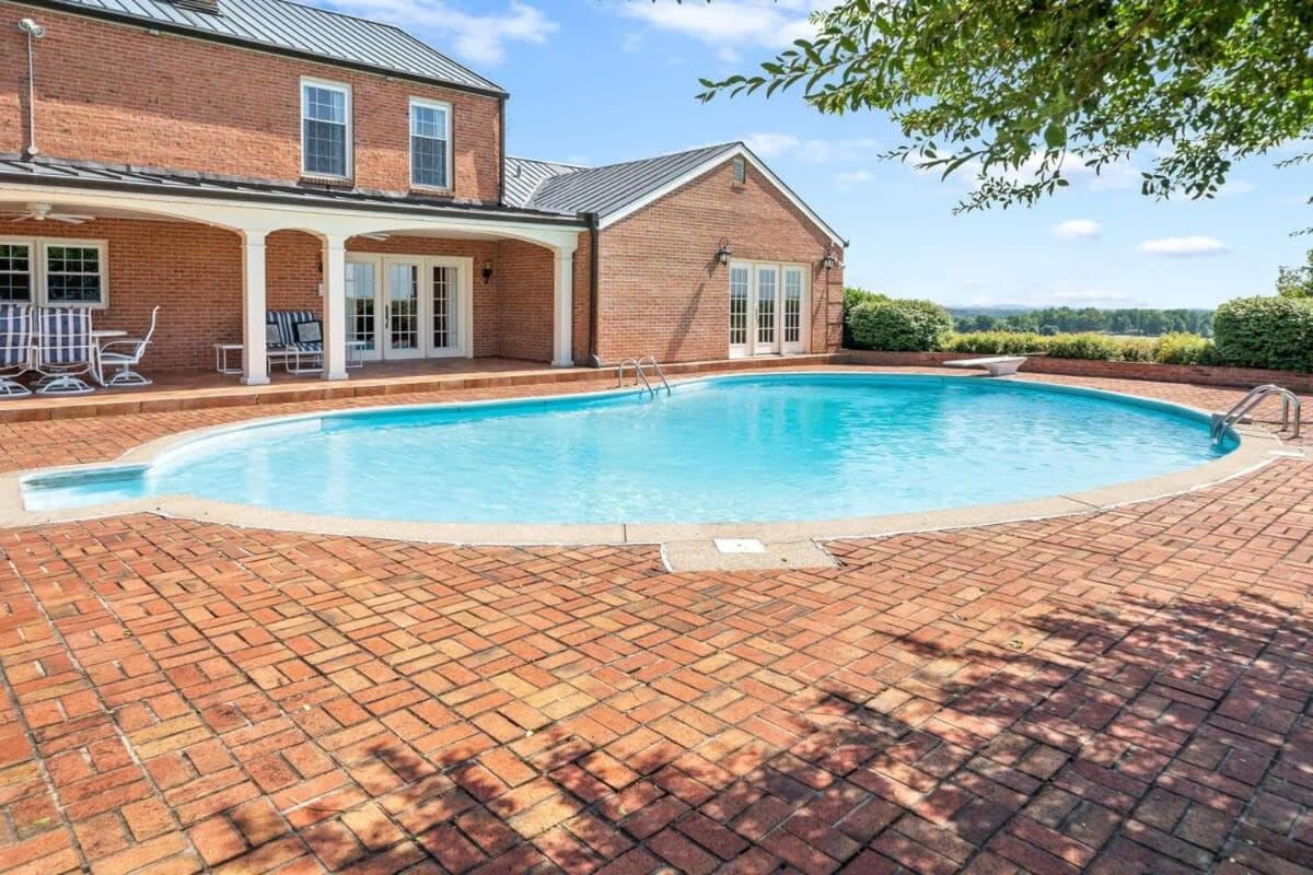 Oak Hill House