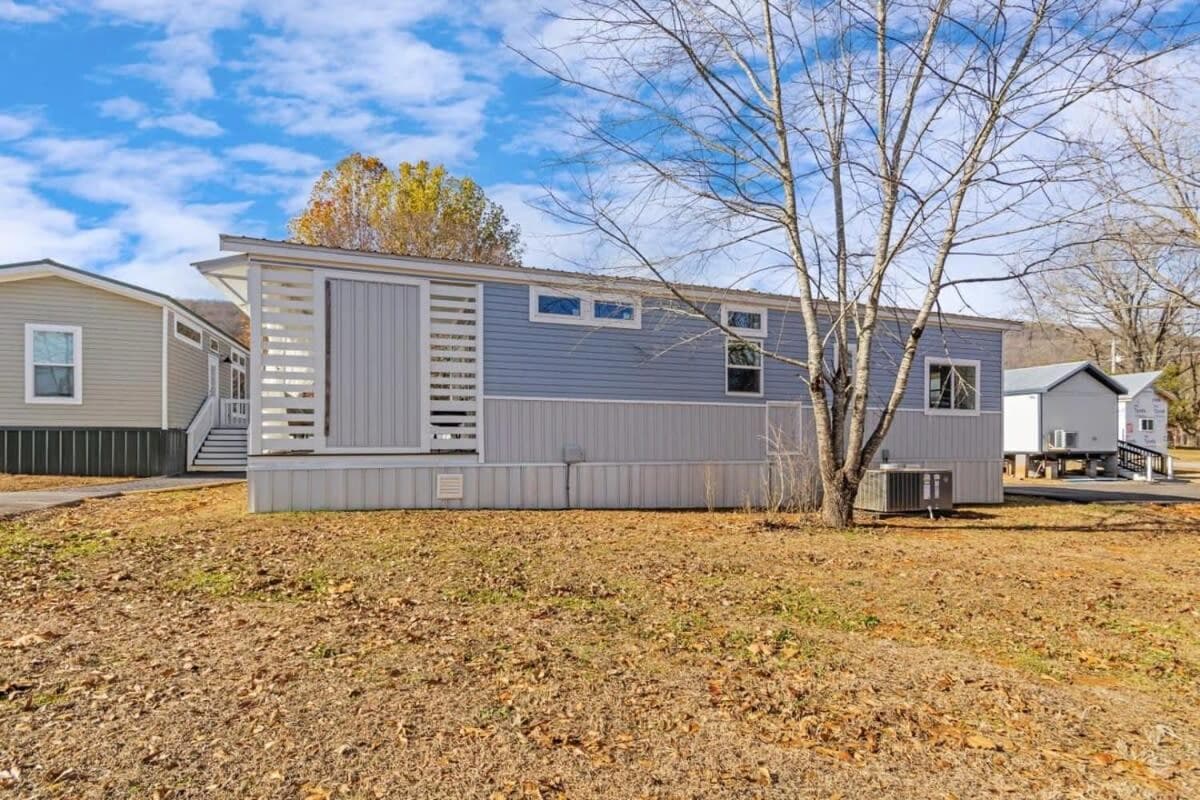 Tranquil Tiny Home near Hiking - Nesting Nook