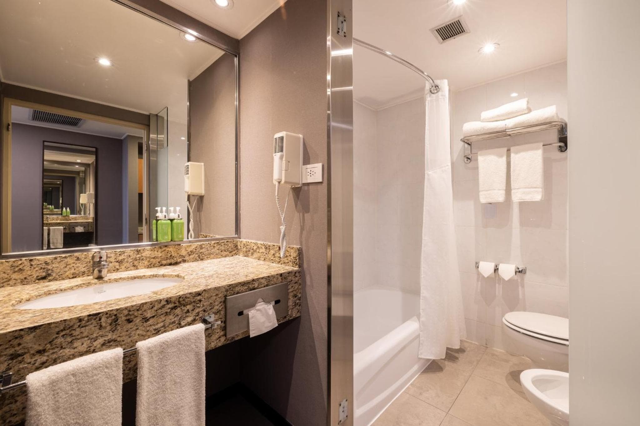 Holiday Inn Express Puerto Madero by IHG