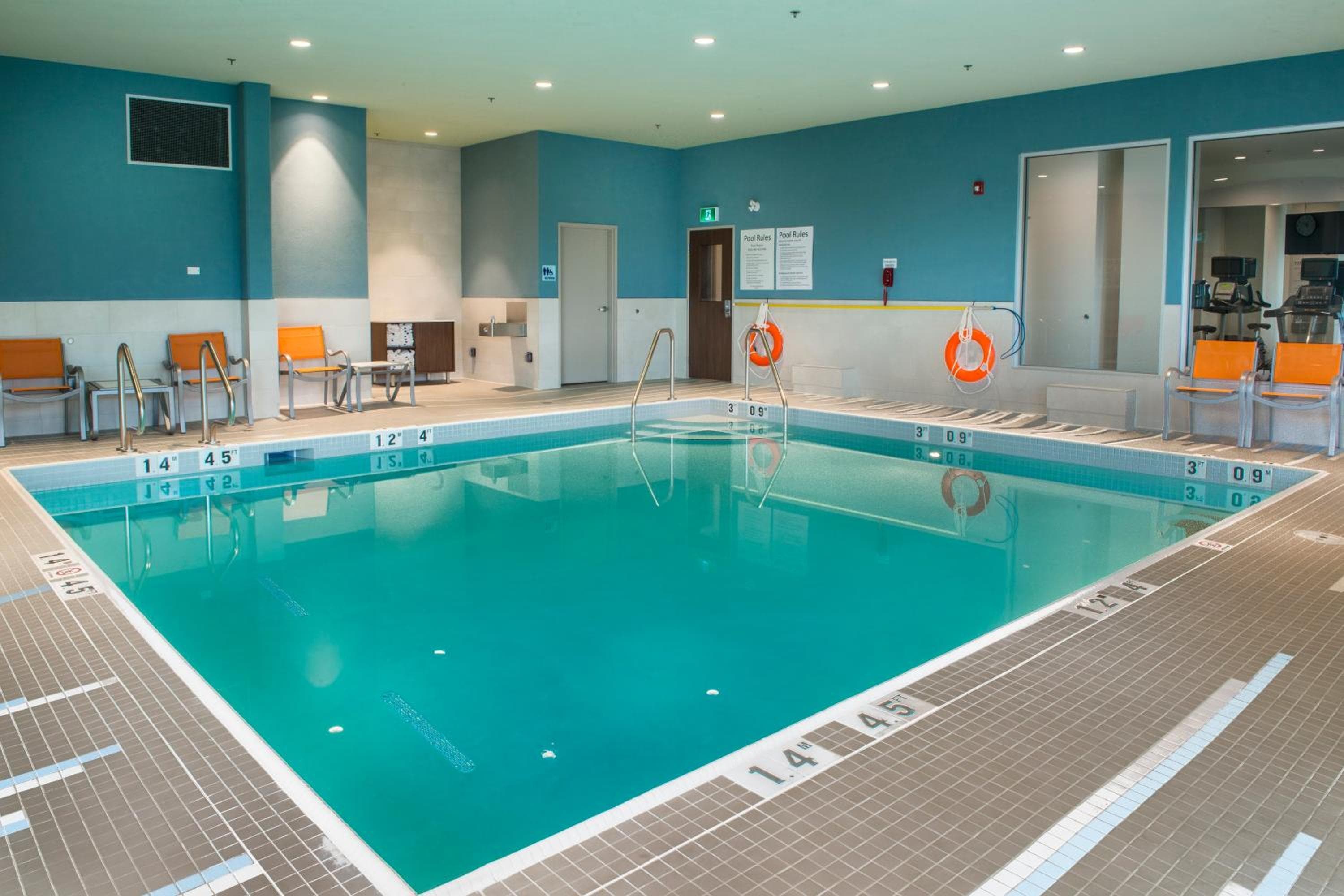 Holiday Inn Express & Suites Victoria-Colwood by IHG
