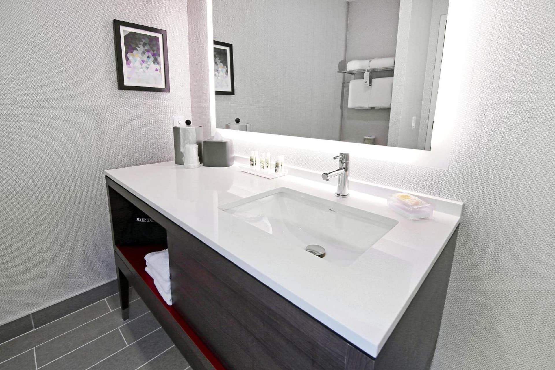 Holiday Inn Hotel & Suites - Calgary Airport North by IHG