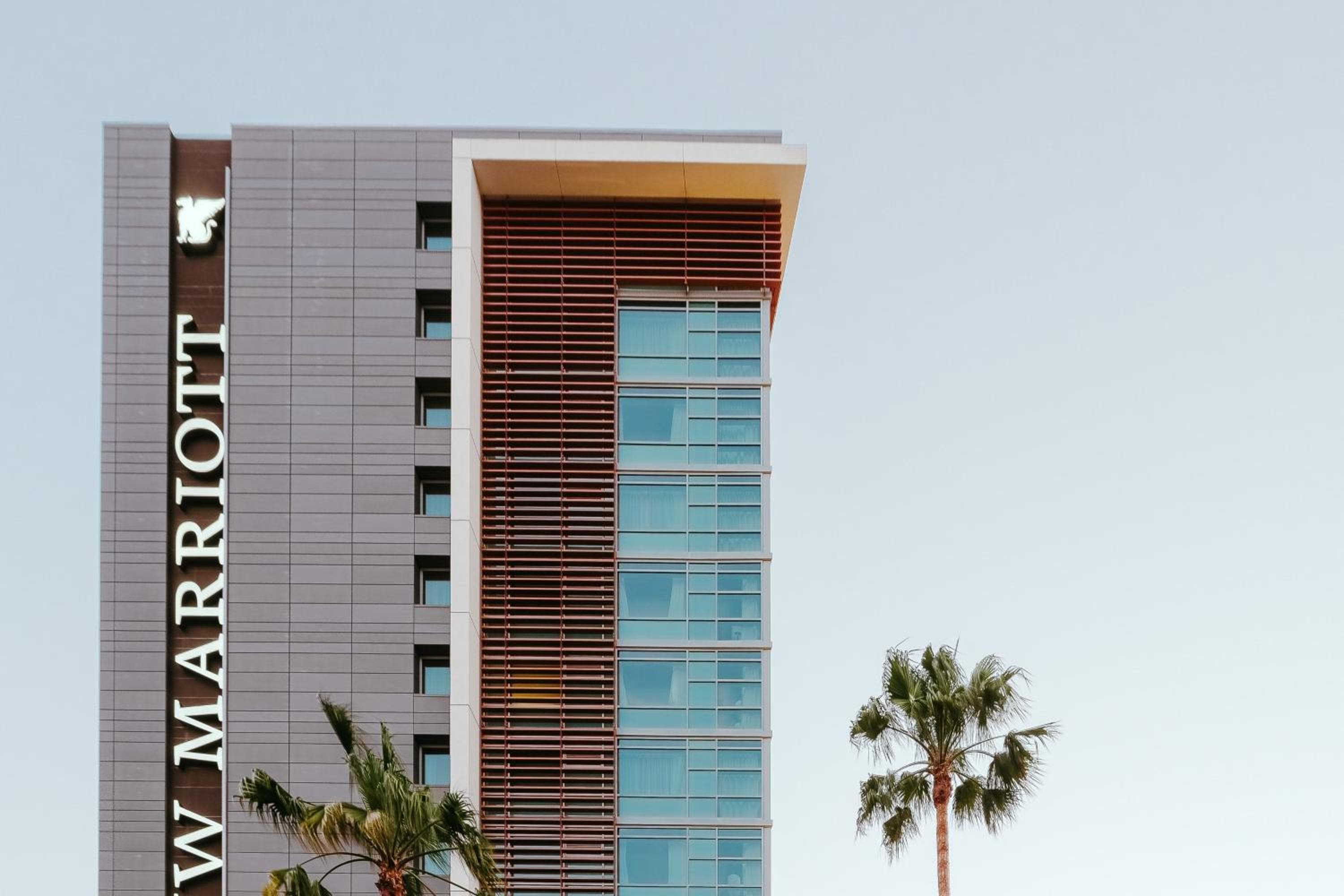 JW Marriott, Anaheim Resort