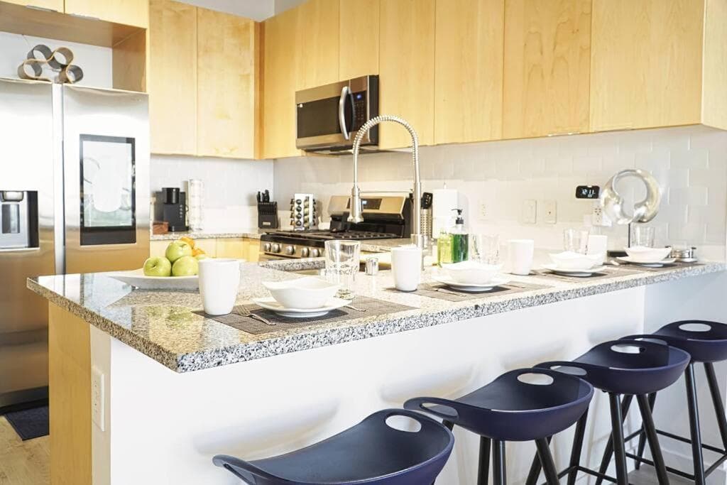 Loft Lv8 ※ Elegant Urban Oasis in Downtown Vegas