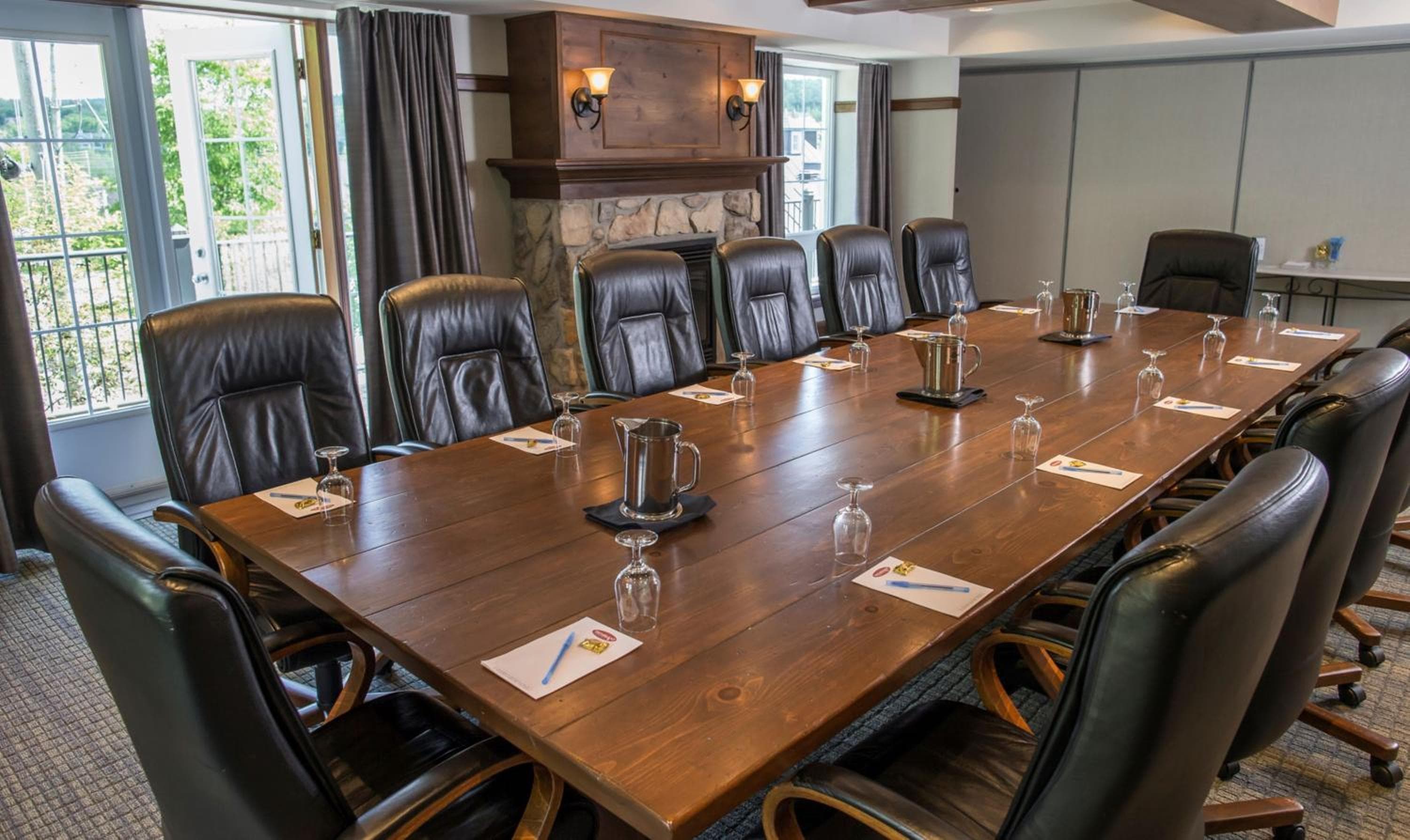 Holiday Inn Express & Suites Tremblant by IHG