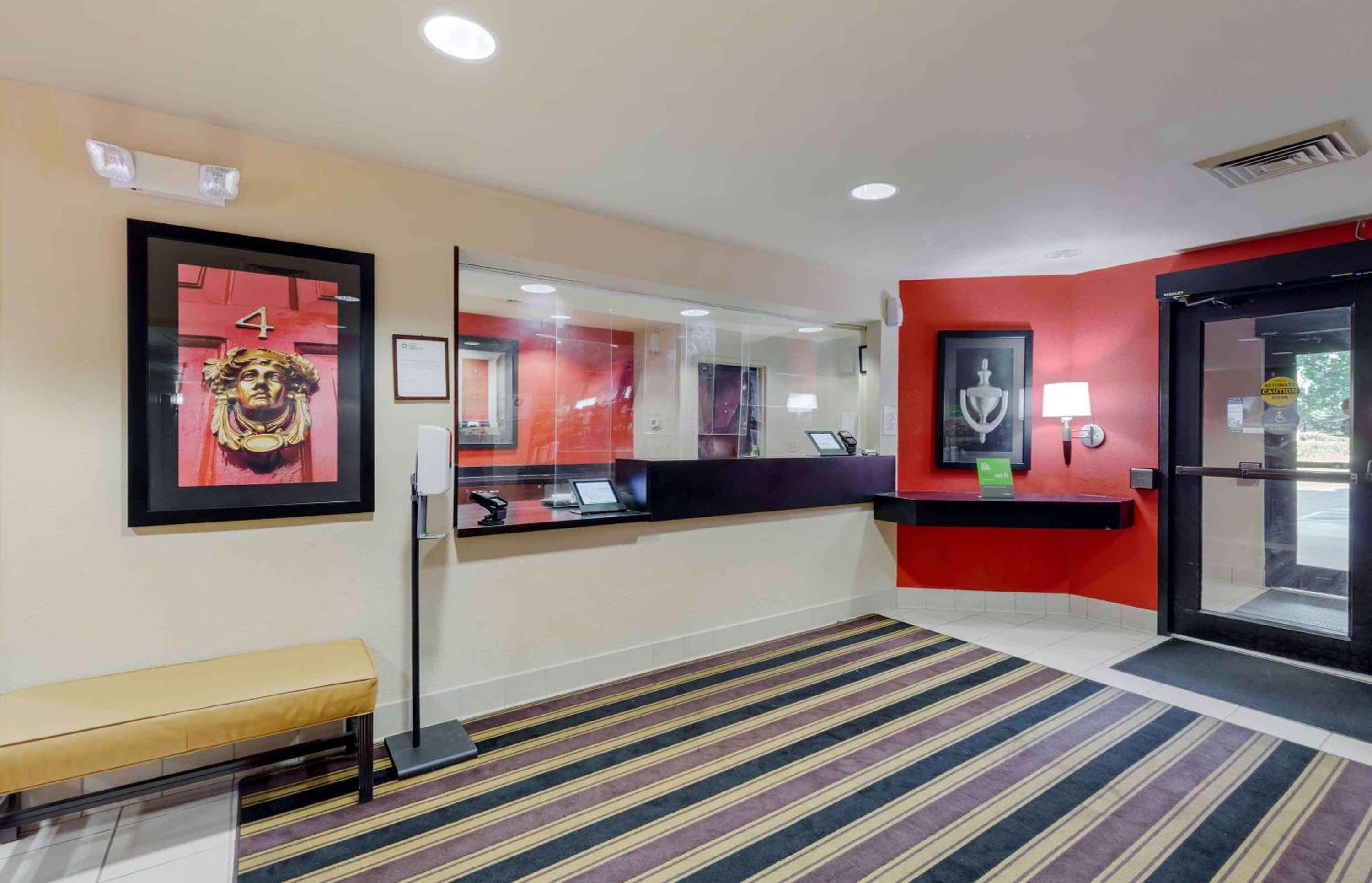 Studio 6 Corporate Extended Stay Washington, D C Germantown MD
