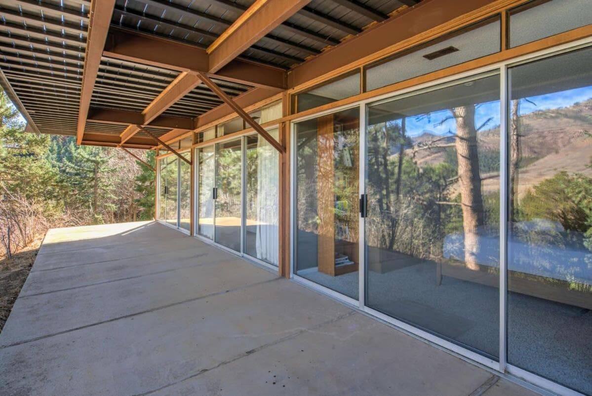 4BR Cabin Mountain Views with Fireplace