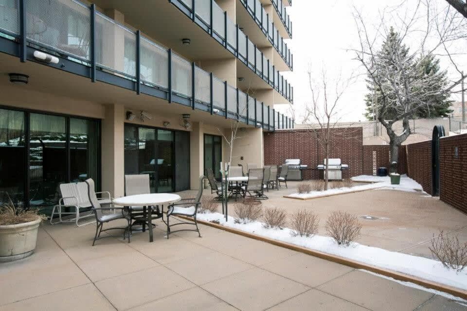 Chic Skyview Studio Downtown Colorado Springs