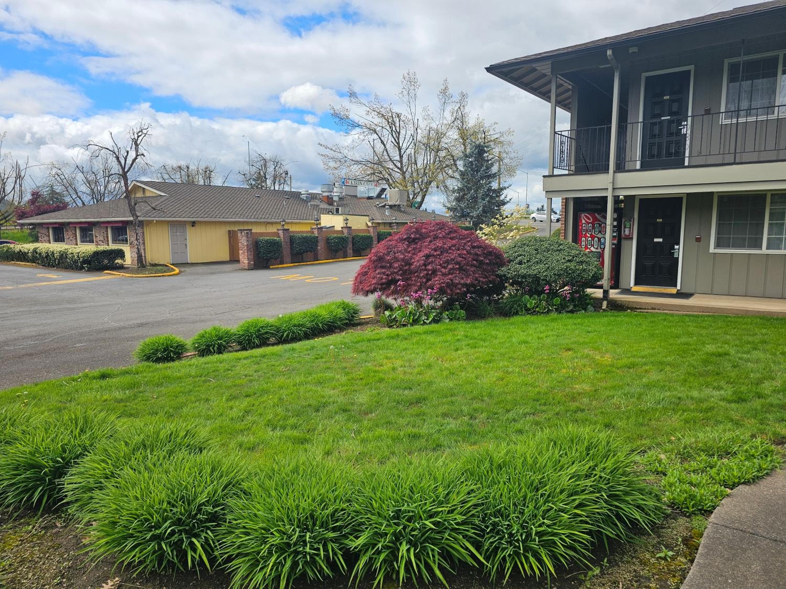 Village Inn