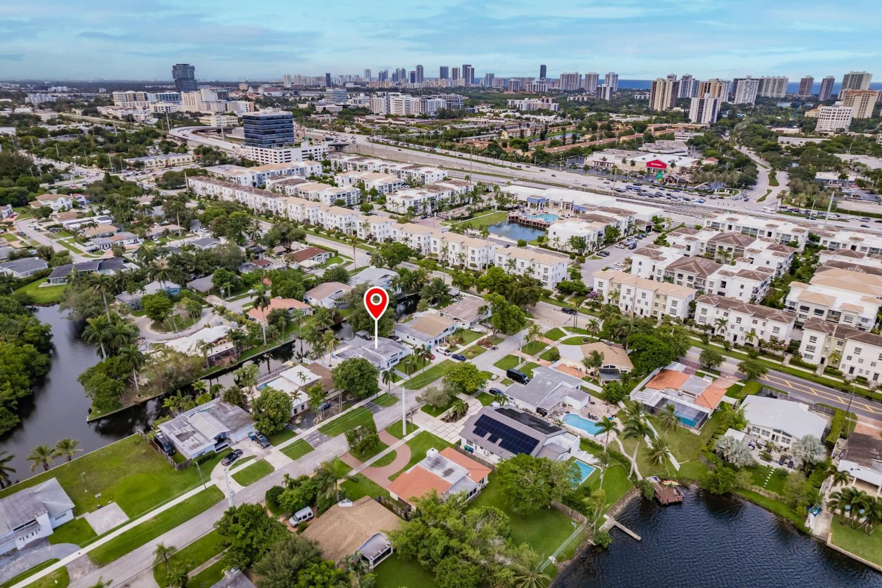 Uhost AI - 5BR Miami Home - Pool & Hot Tub
