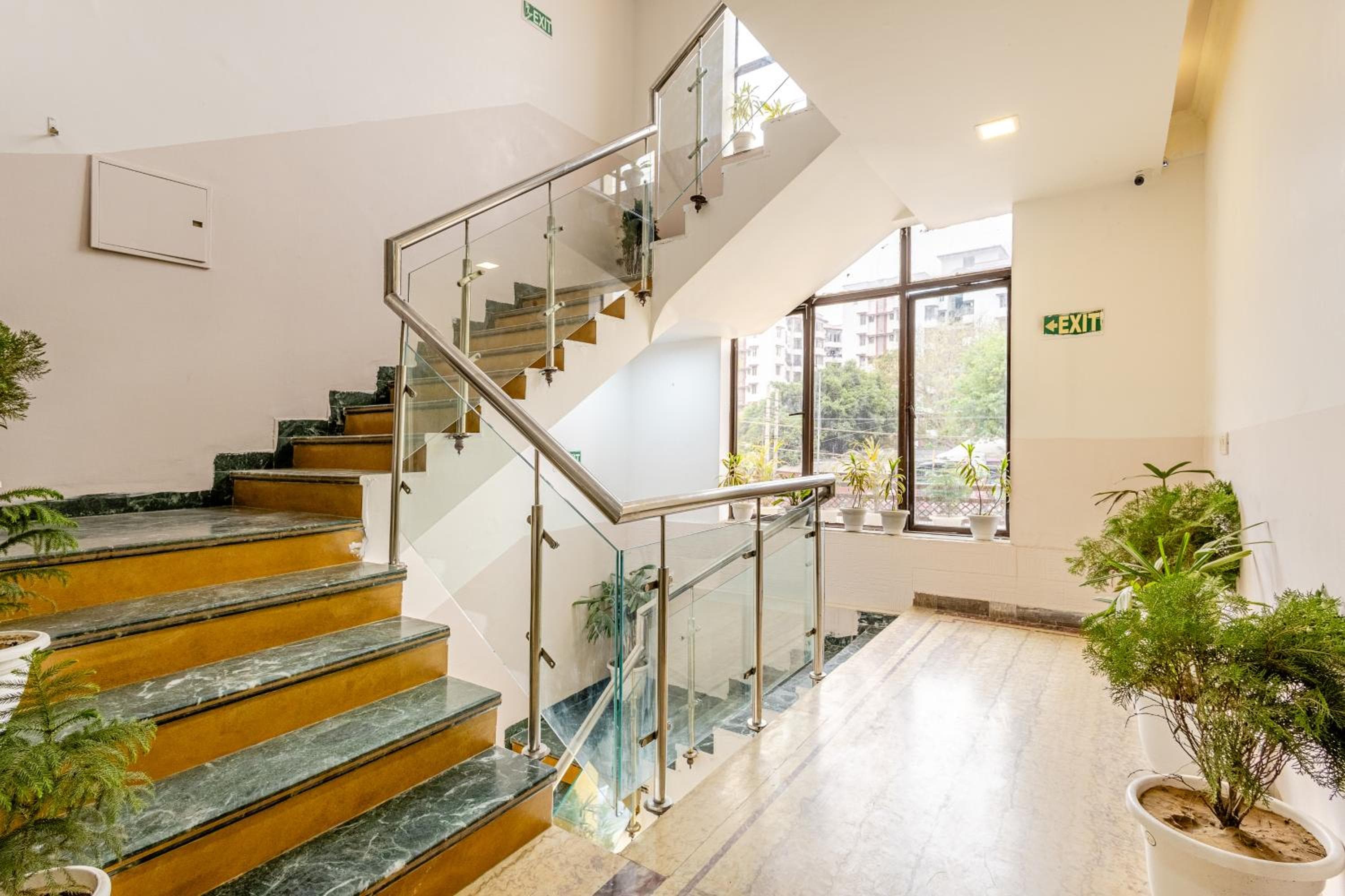 Lime Tree Hotel Huda City Centre - Gurugram, Sector 29