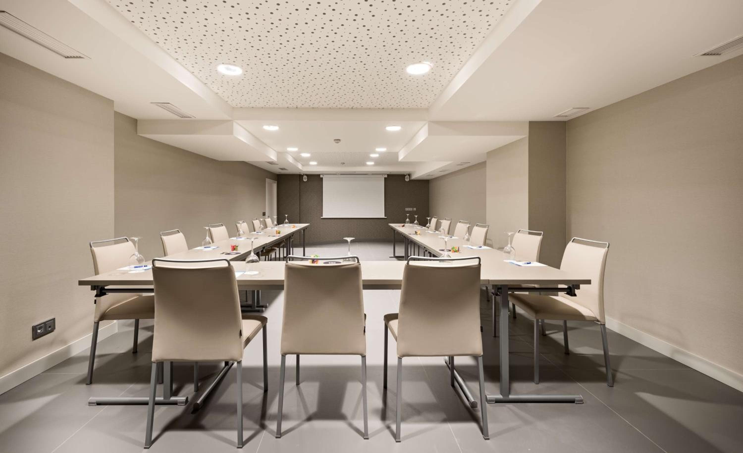 meeting & event spaces