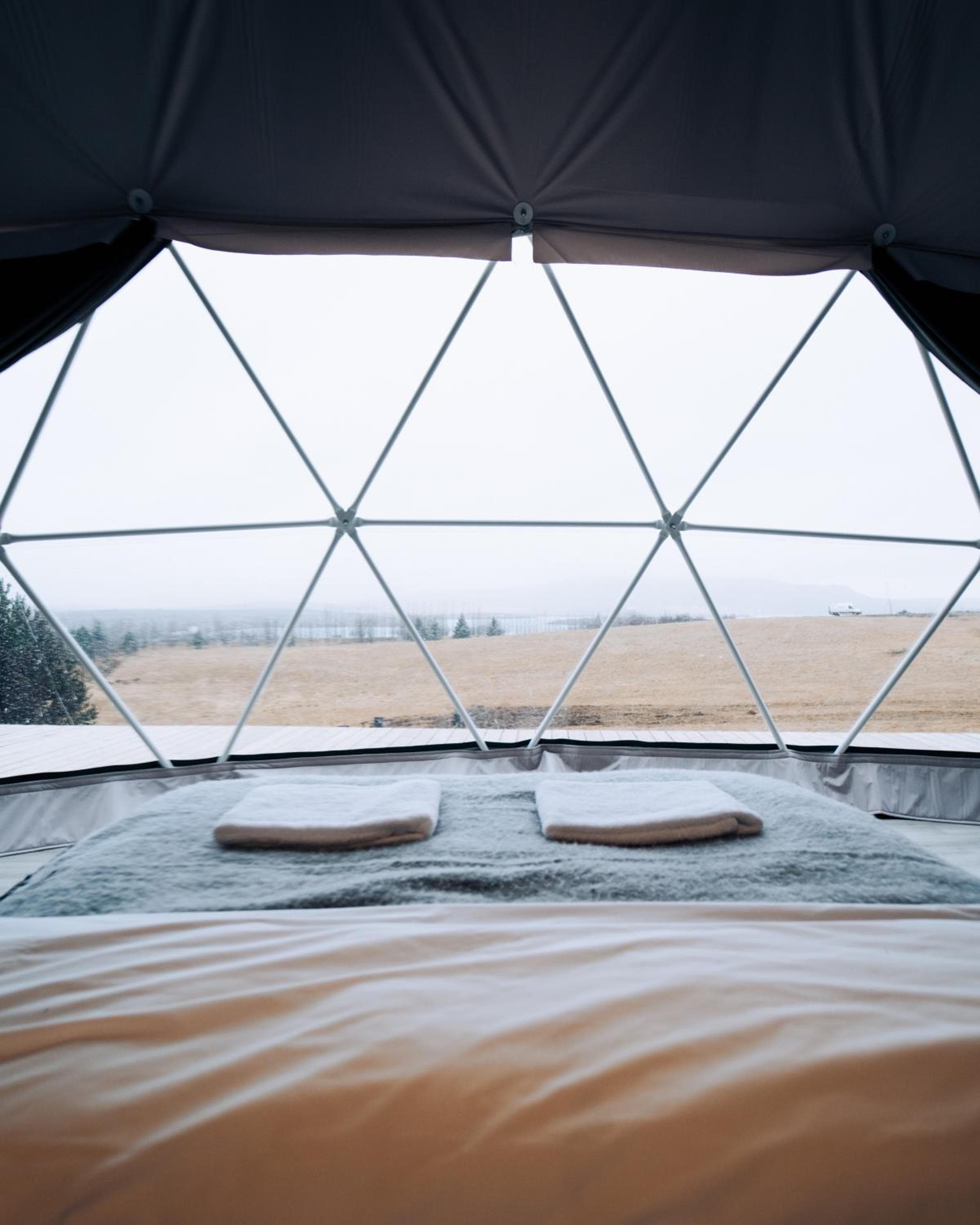 Golden Circle Domes - Lake View