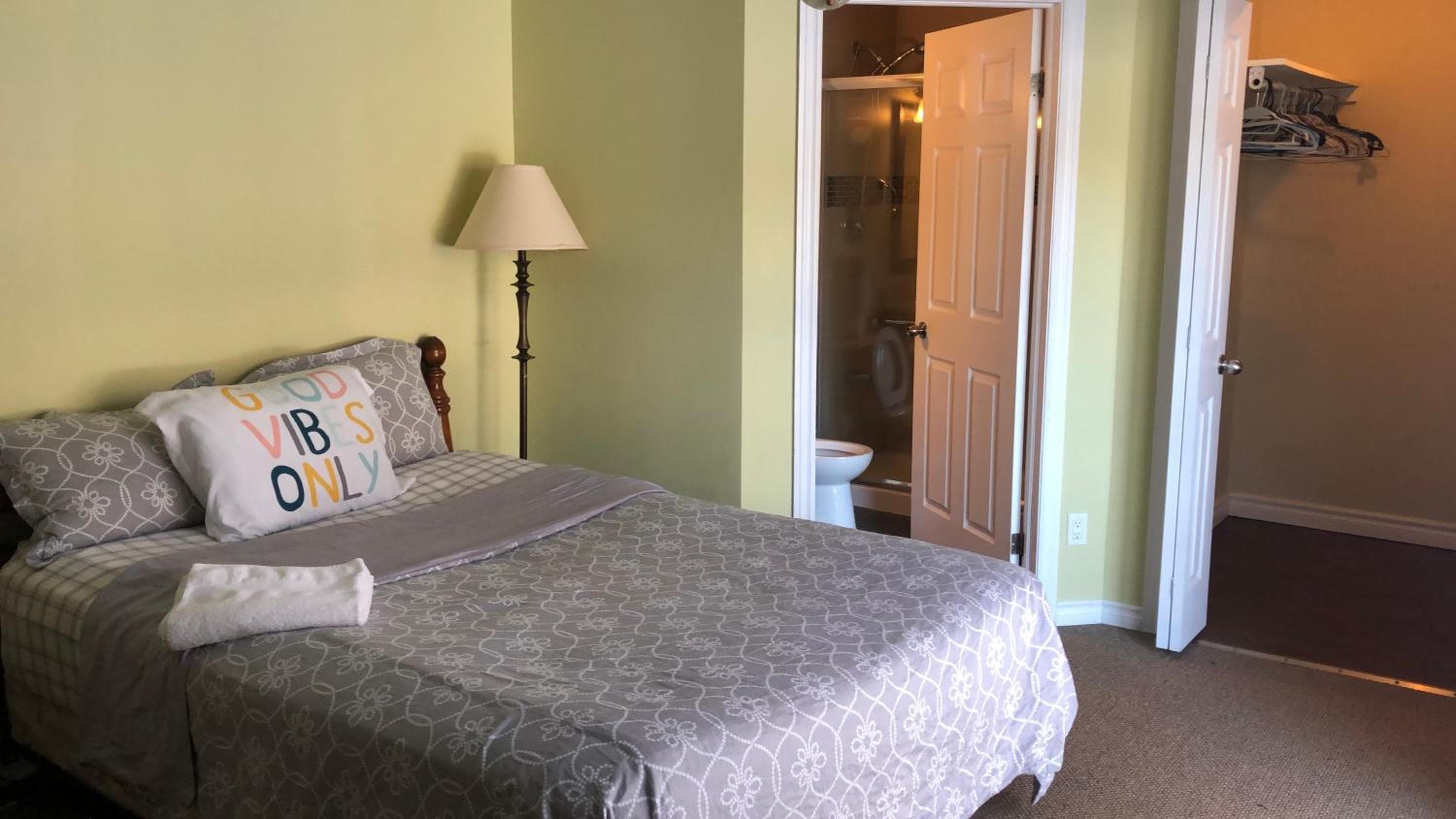 HB GUEST HOME 6