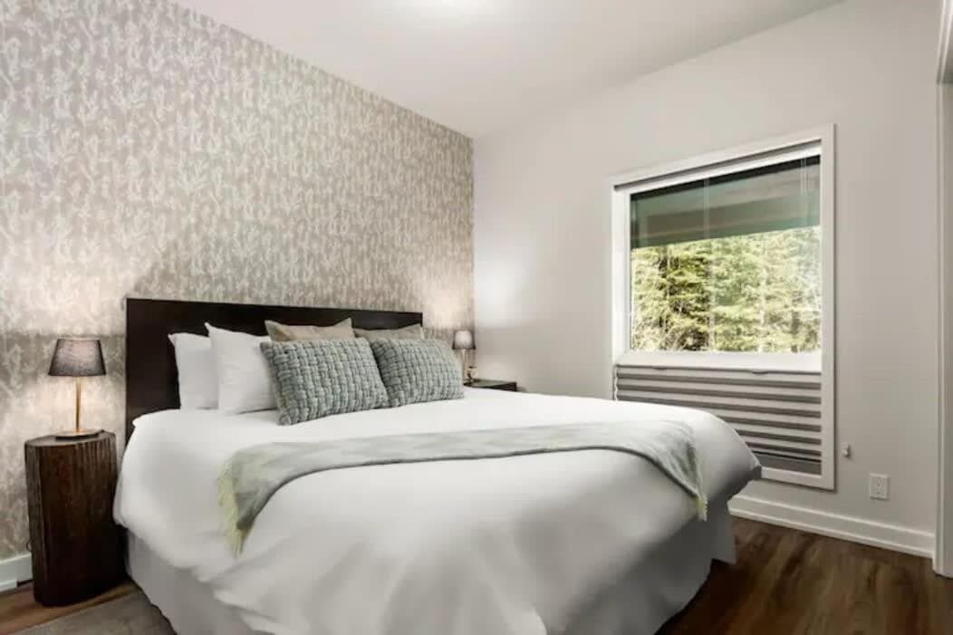 Mt Lady MacDonald Suite @ Grande Rockies