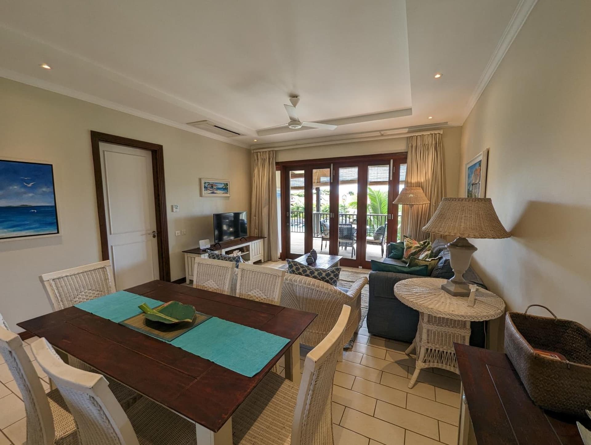 Citronelle Penthouse by Simply Seychelles