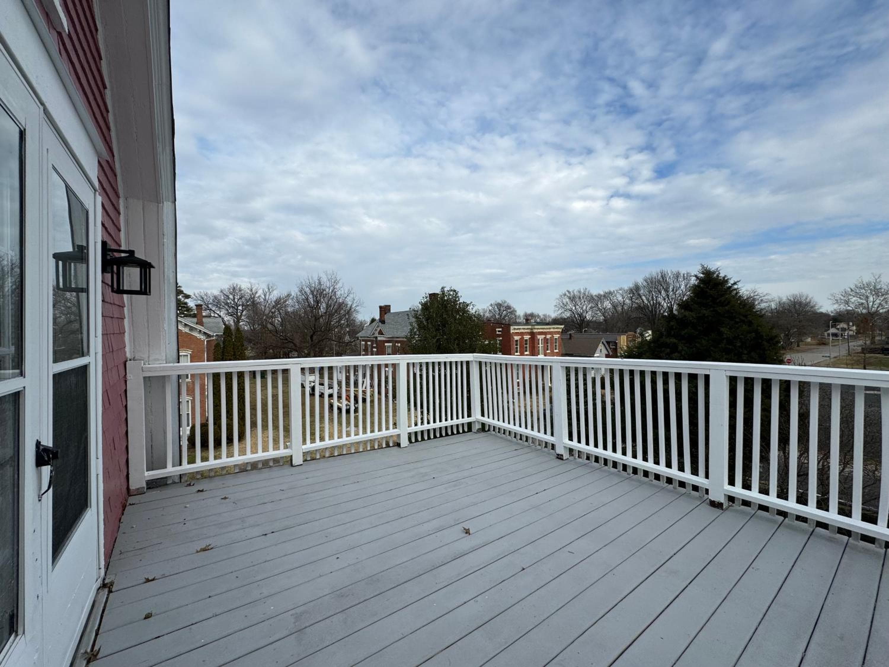 Evansville Holiday House