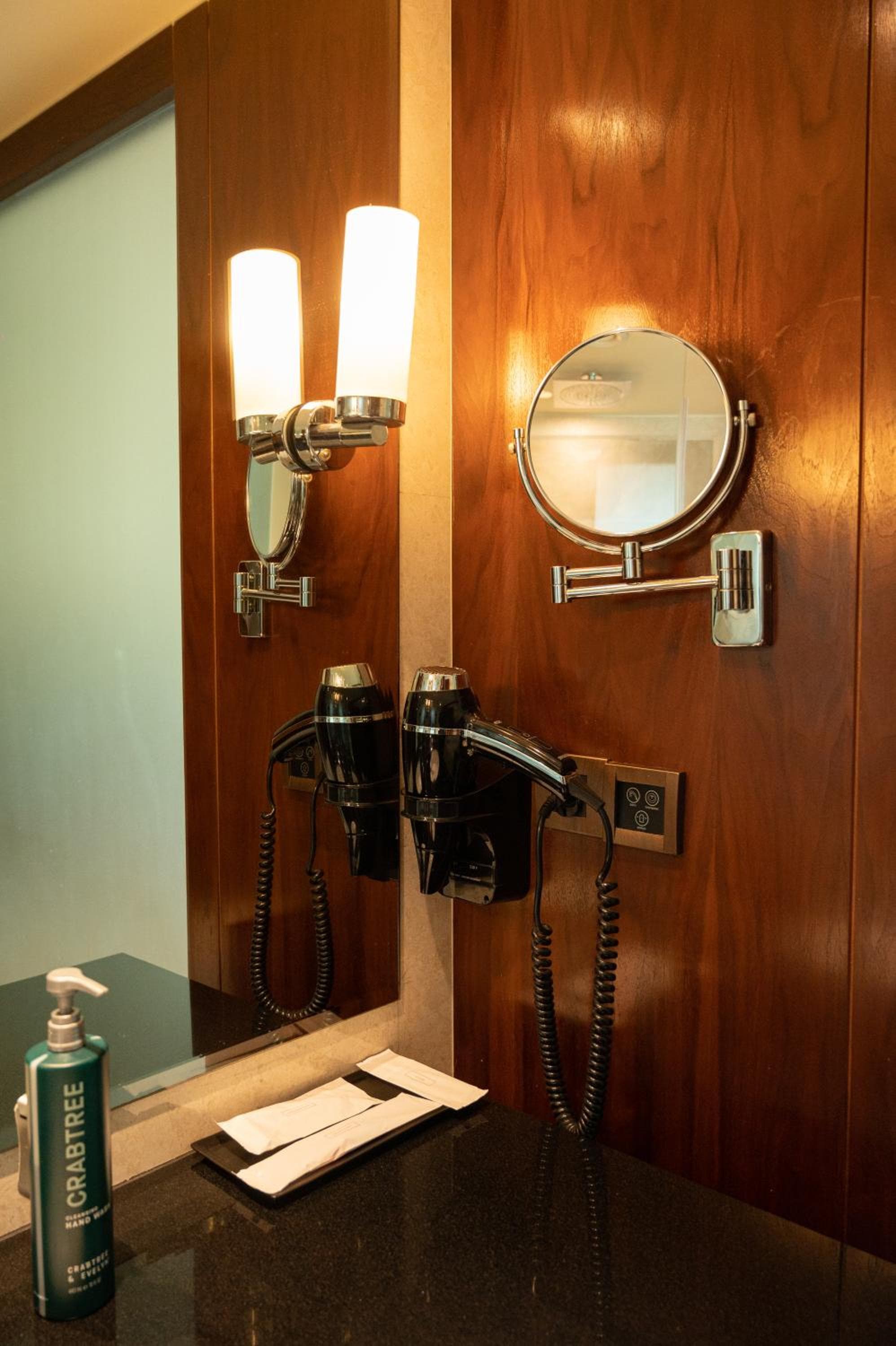 DoubleTree by Hilton-Pune Chinchwad