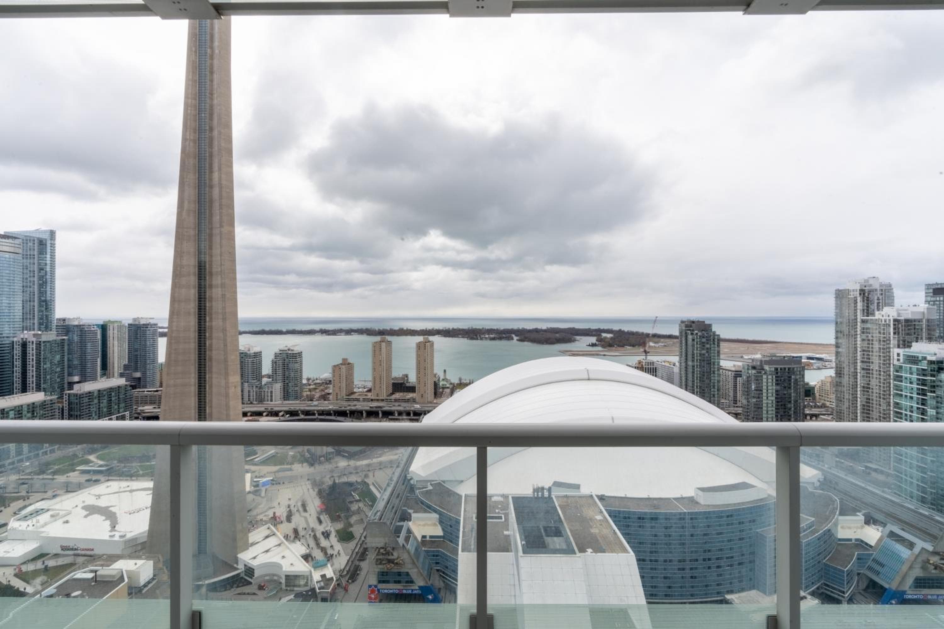 GLOBALSTAY Modern Downtown Apartment