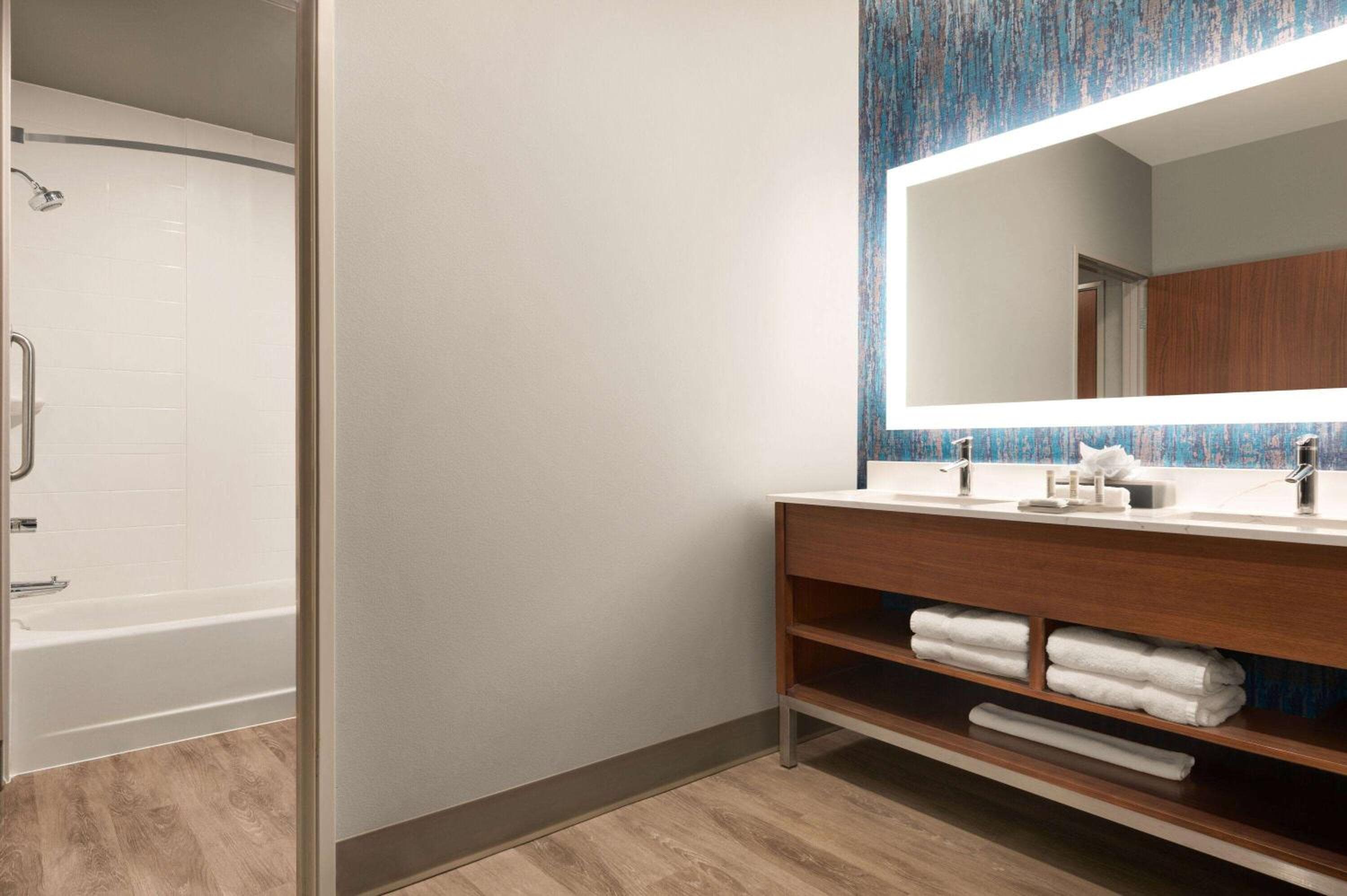 La Quinta Inn & Suites by Wyndham Marysville