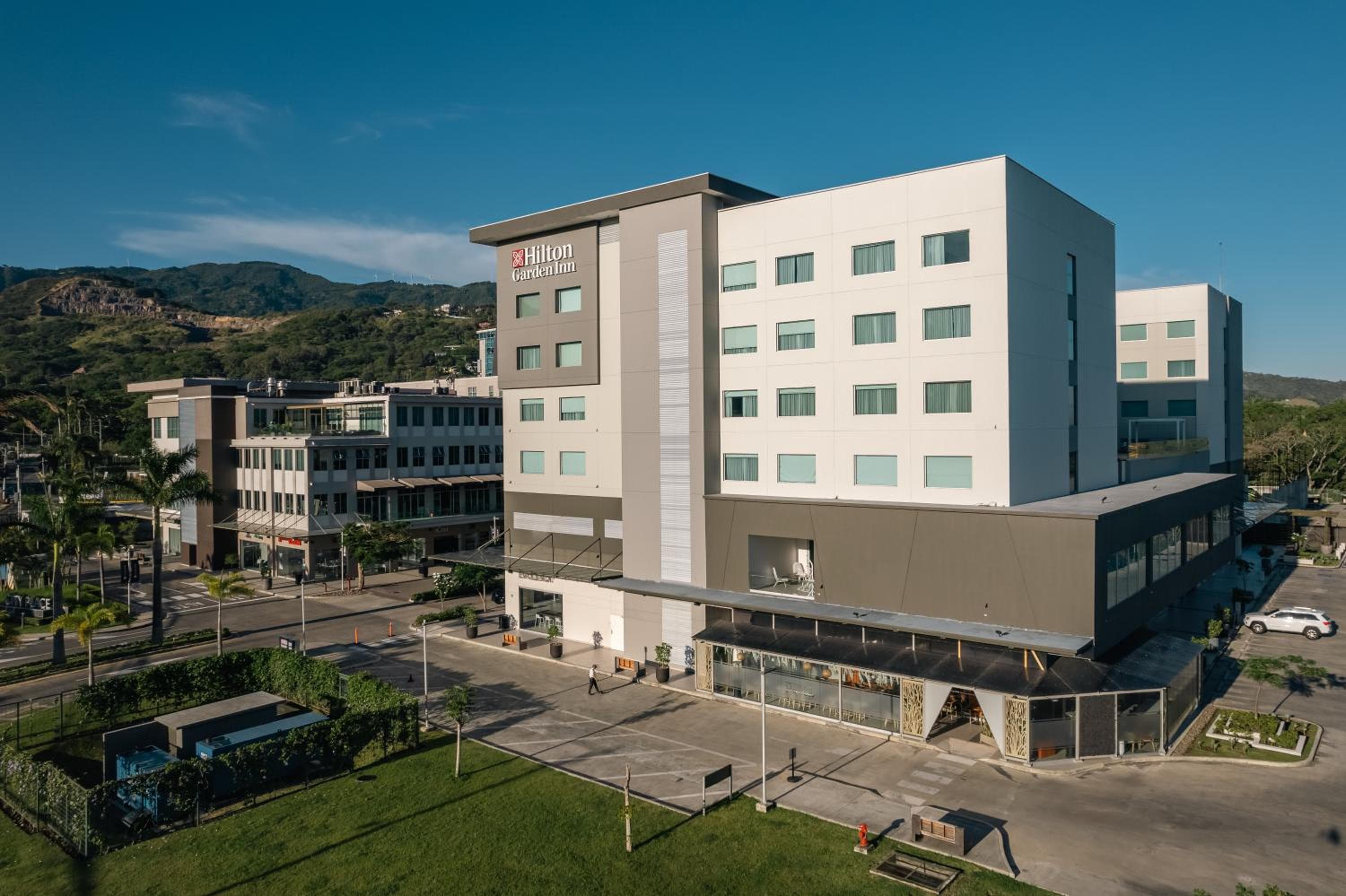 Hilton Garden Inn Santa Ana, San Jose