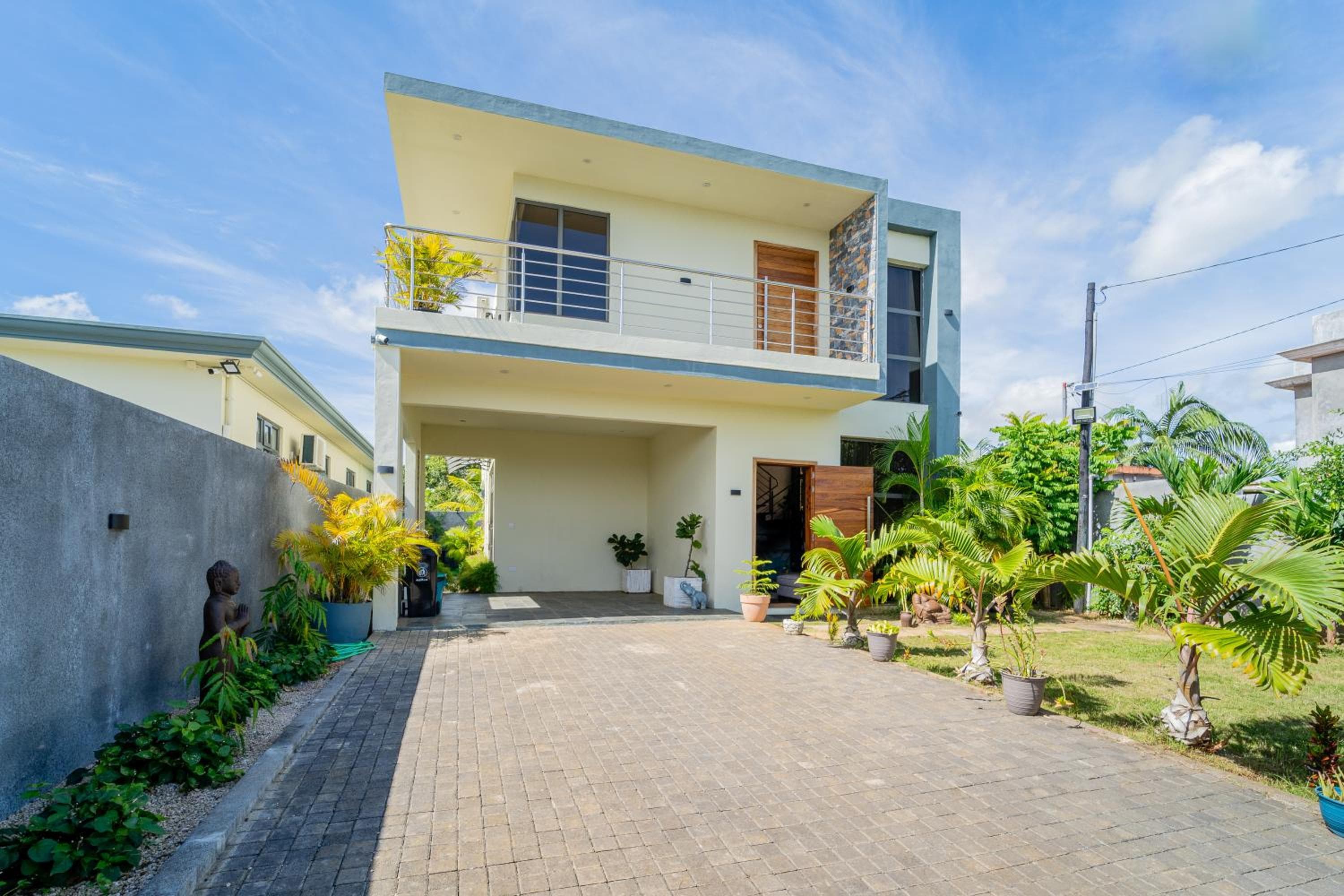 Keenoo Villa - An elegant villa in a calm area