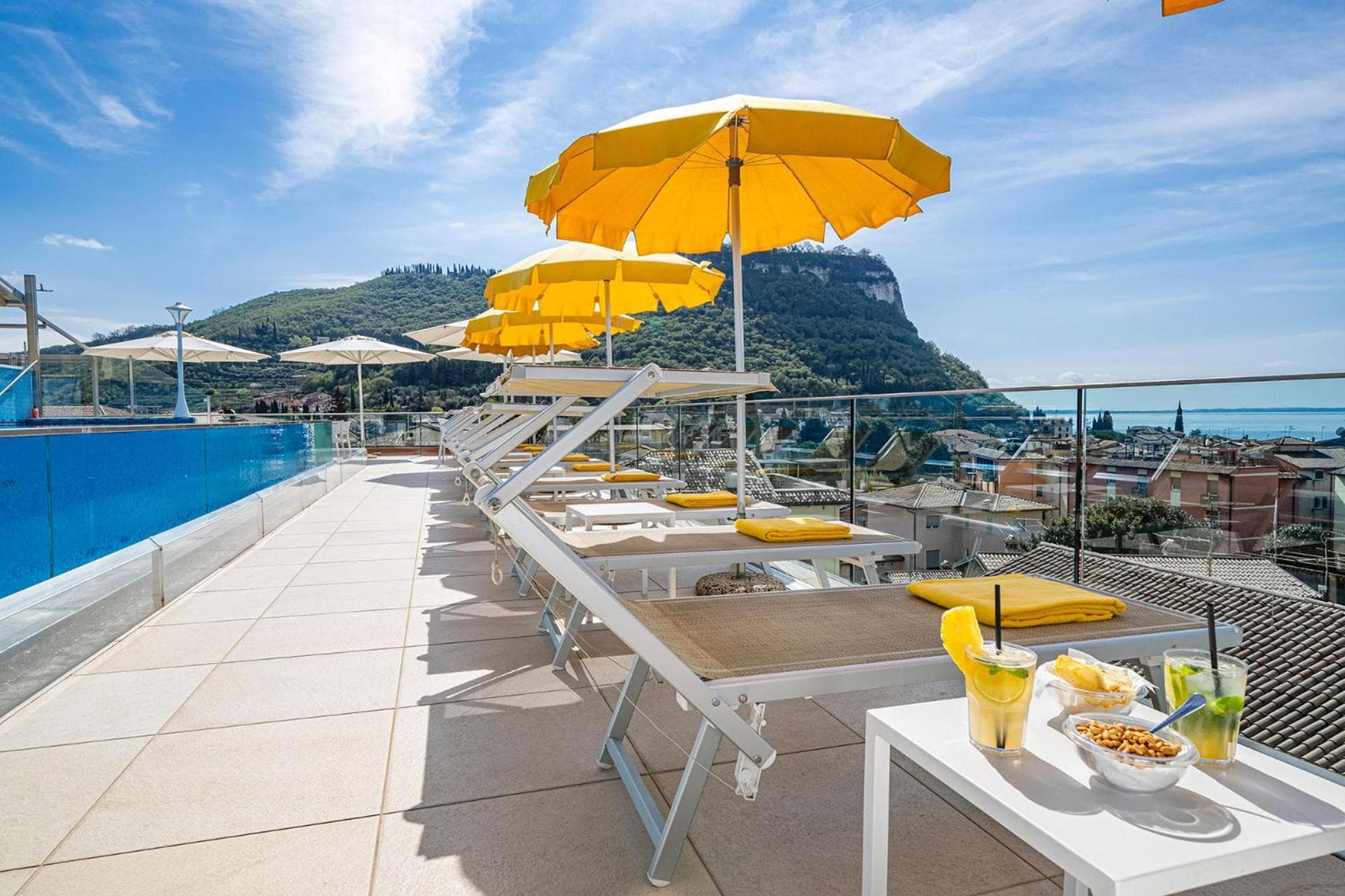 Sky Pool Hotel Sole Garda