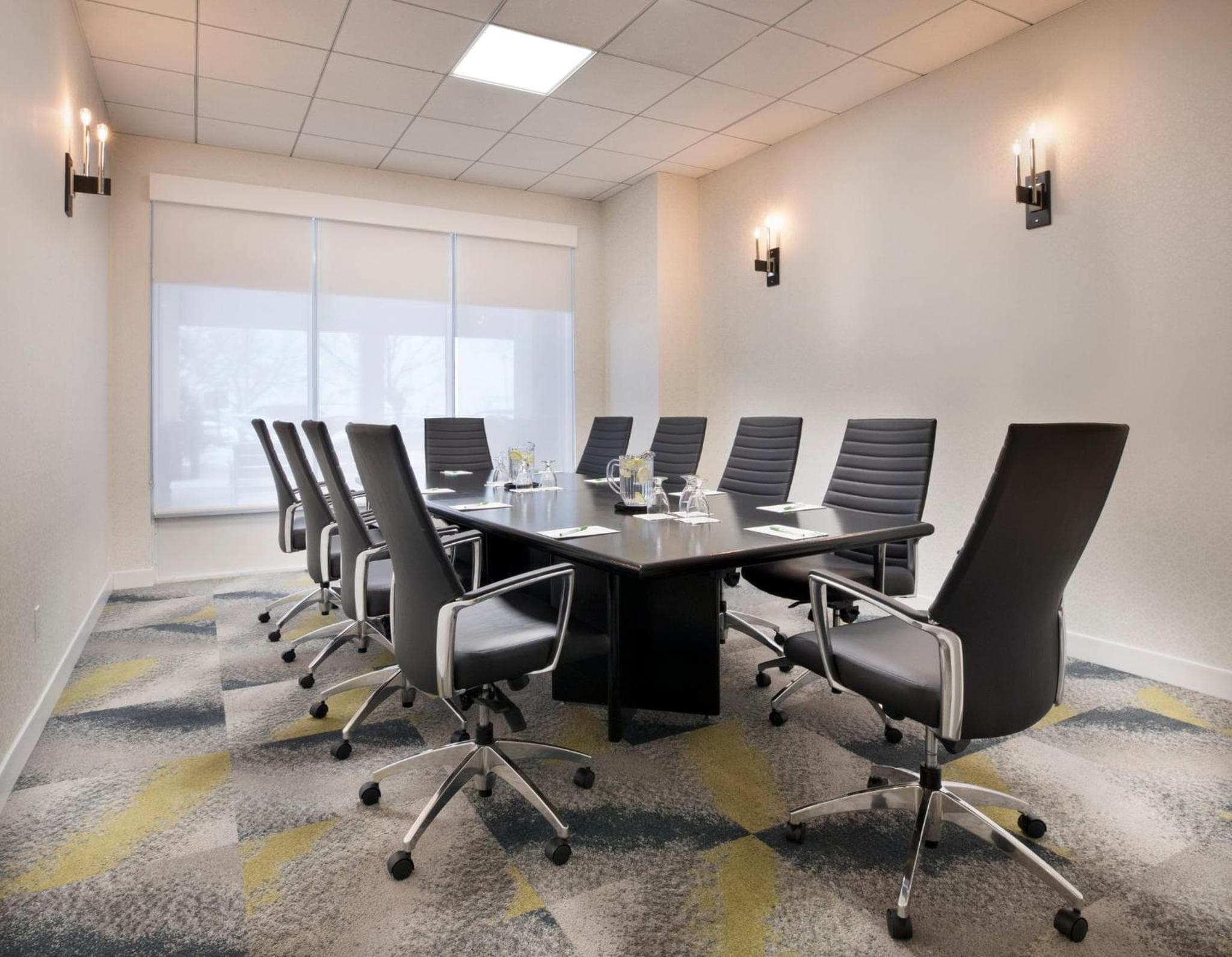 Holiday Inn Montreal Longueuil by IHG