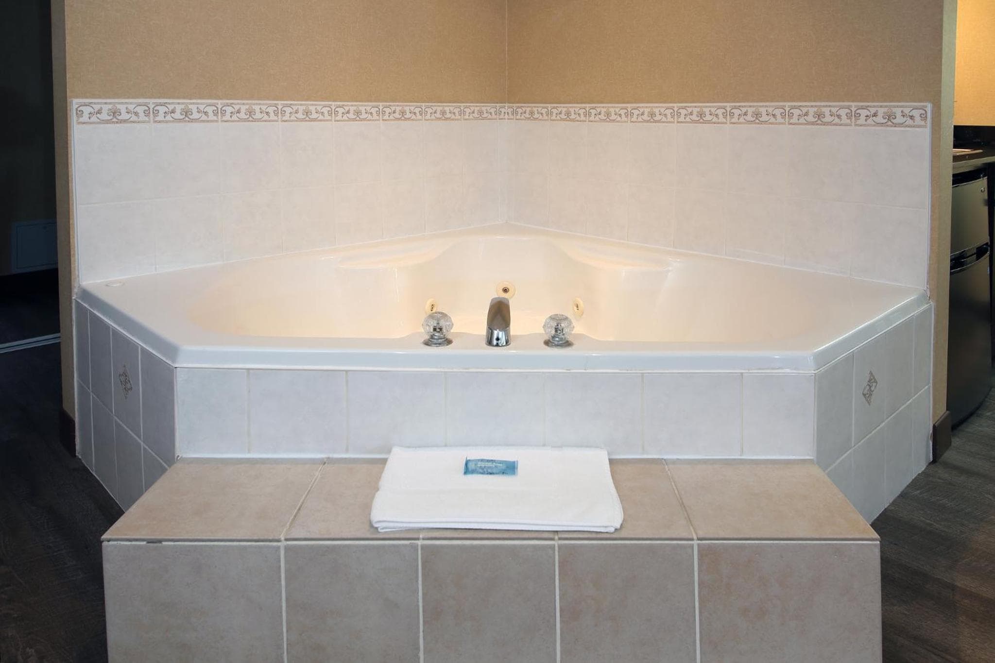Holiday Inn Express Hotel & Suites Vernon by IHG