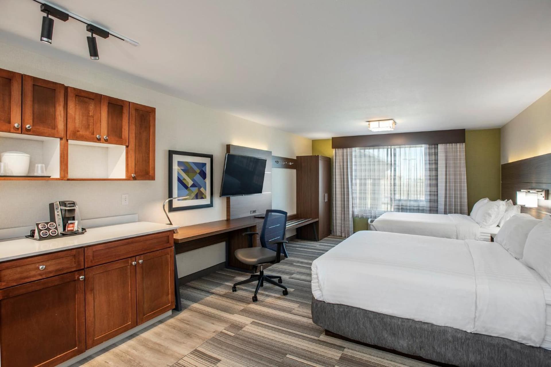 Holiday Inn Express & Suites Medicine Hat by IHG